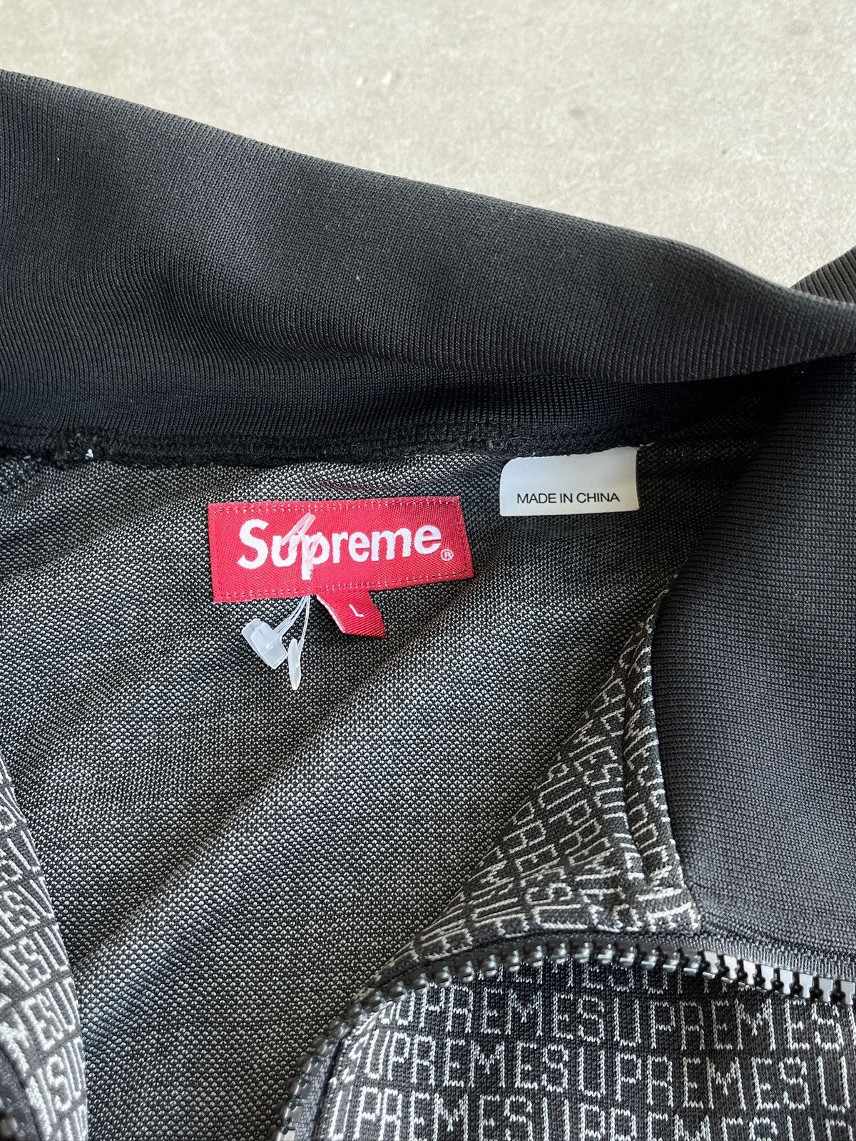 Supreme Supreme SS22 Repeat Track Jacket (unisex) Size US L / EU 52-54 / 3 - 13 Thumbnail