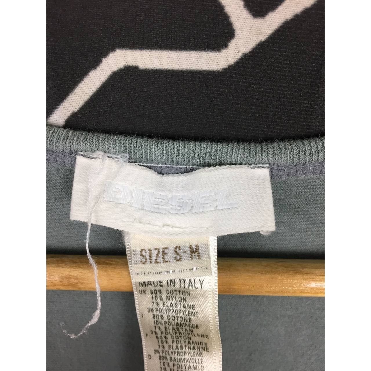 Diesel Vtg Diesel Spell Out Logo Made In Italy Tank top Size US M / EU 48-50 / 2 - 11 Thumbnail