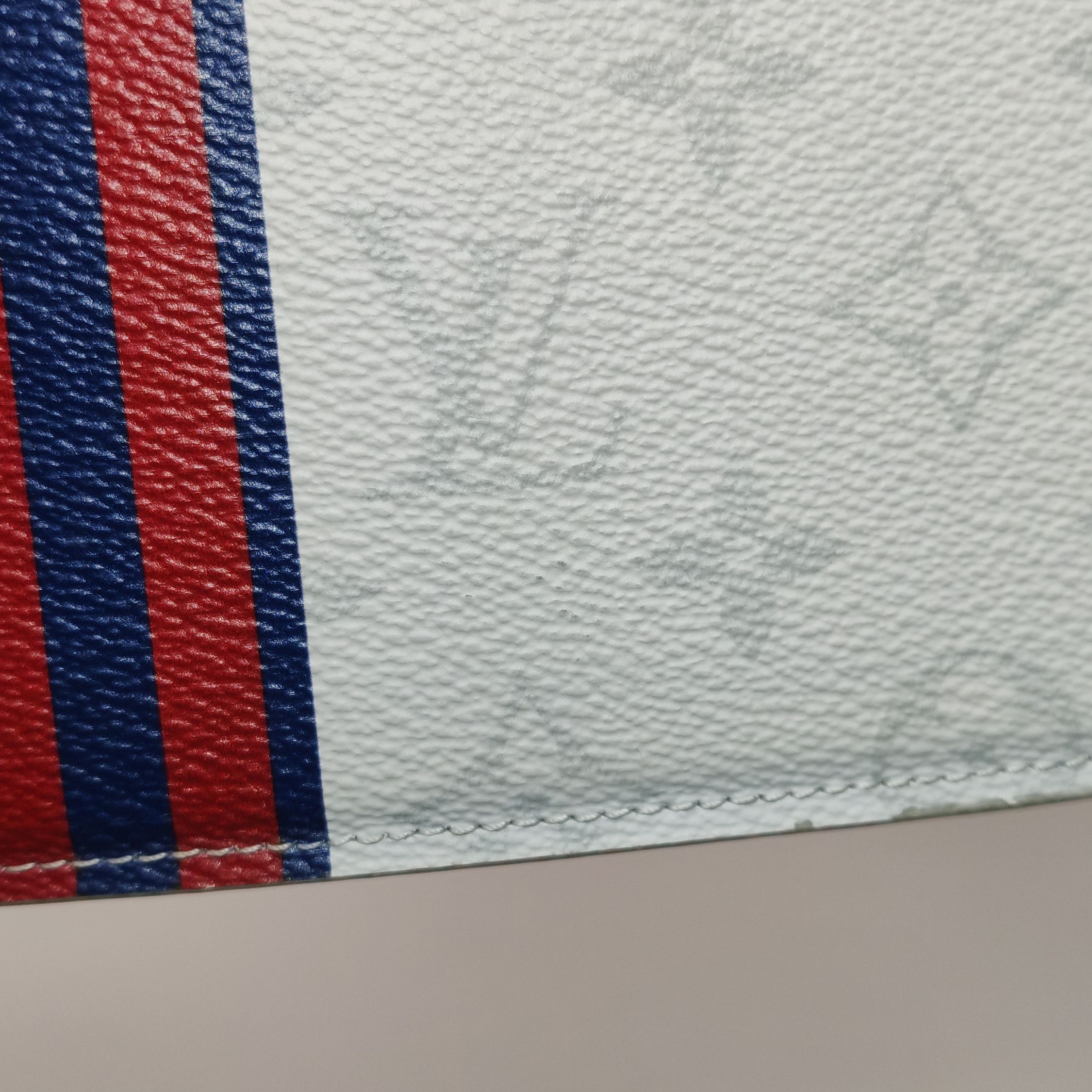 Louis Vuitton Louis Vuitton (LV) Colorblock Stripe Monogram Print Clutch Size ONE SIZE - 6 Thumbnail