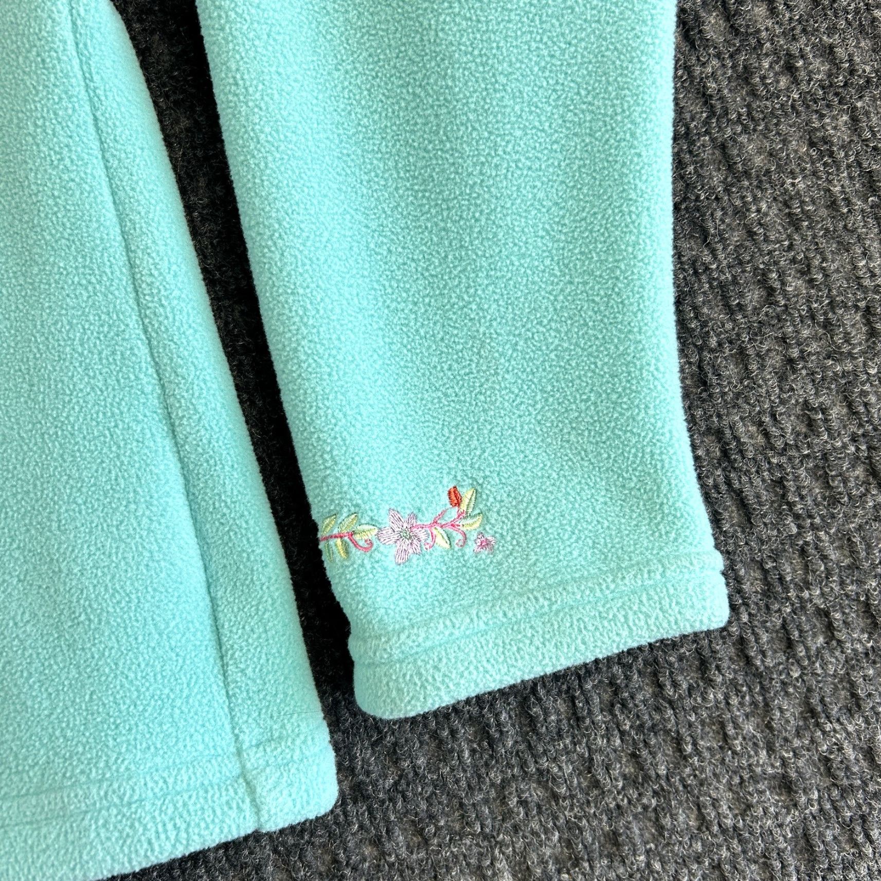 Vintage VINTAGE L.L.Bean Cardigan Crew Neck Fleece Floral Embroidered Blue Women M Casual Plant Size M / US 6-8 / IT 42-44 - 4 Thumbnail