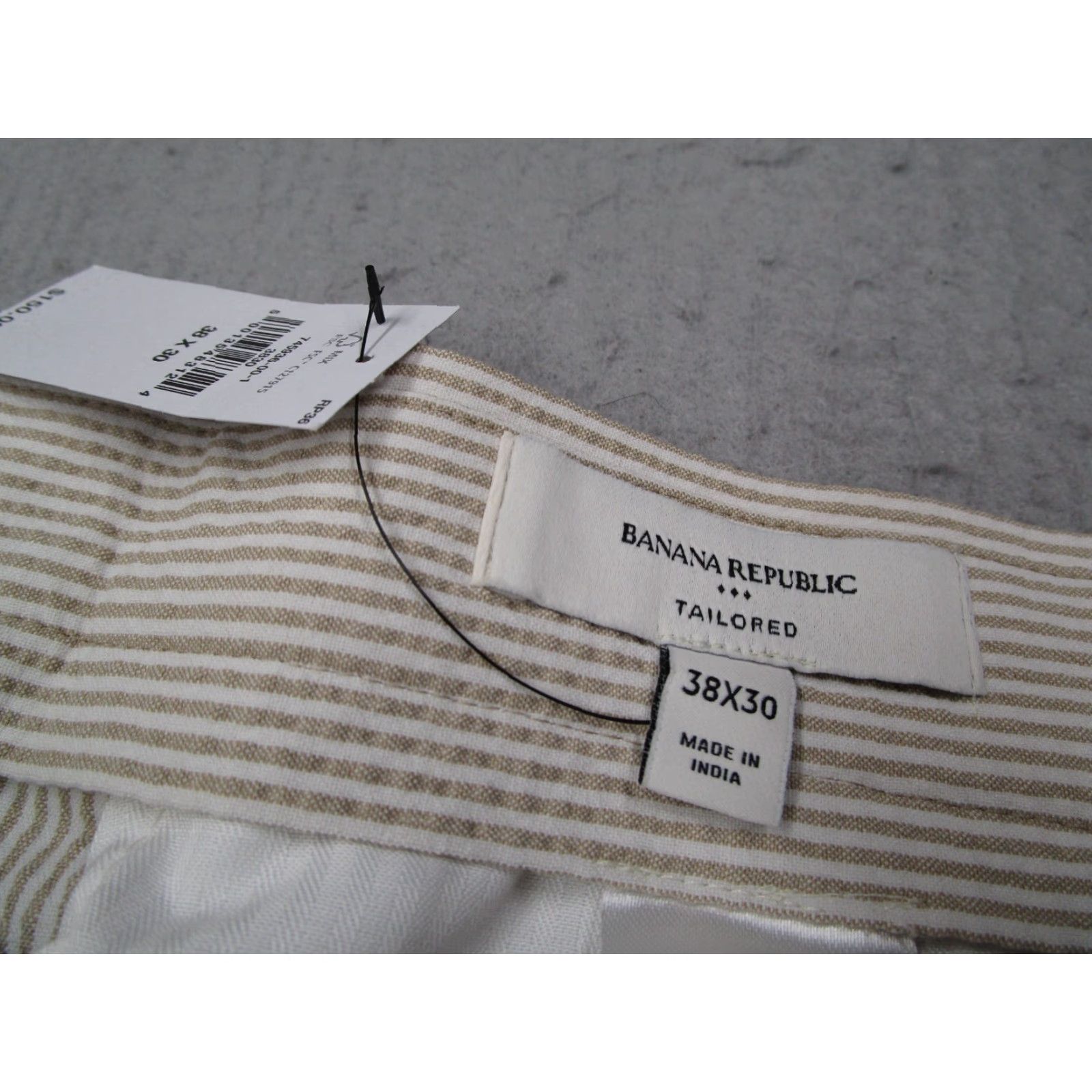 Banana Republic Banana Republic Pants Mens 38 Beige Seersucker Flat Front Tapered Trouser 38x30 Slim Chino Casual Workwear Holiday 38 Mens Beige Banana Republic Pants Size US 38 / EU 54 - 3 Thumbnail