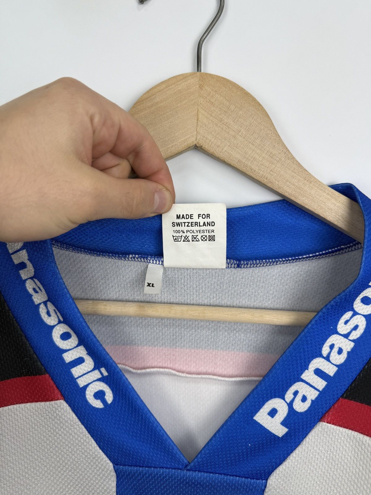 Fila 🇨🇭Vintage 2003 Fila Swiss Stars Hockey Jersey Tissot Skoda Size US XL / EU 56 / 4 - 9 Thumbnail