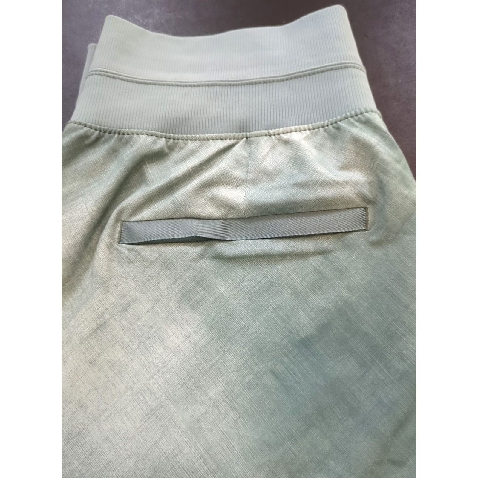 Athleta Athleta Shirt? Size 32" / US 10 / IT 46 - 4 Thumbnail