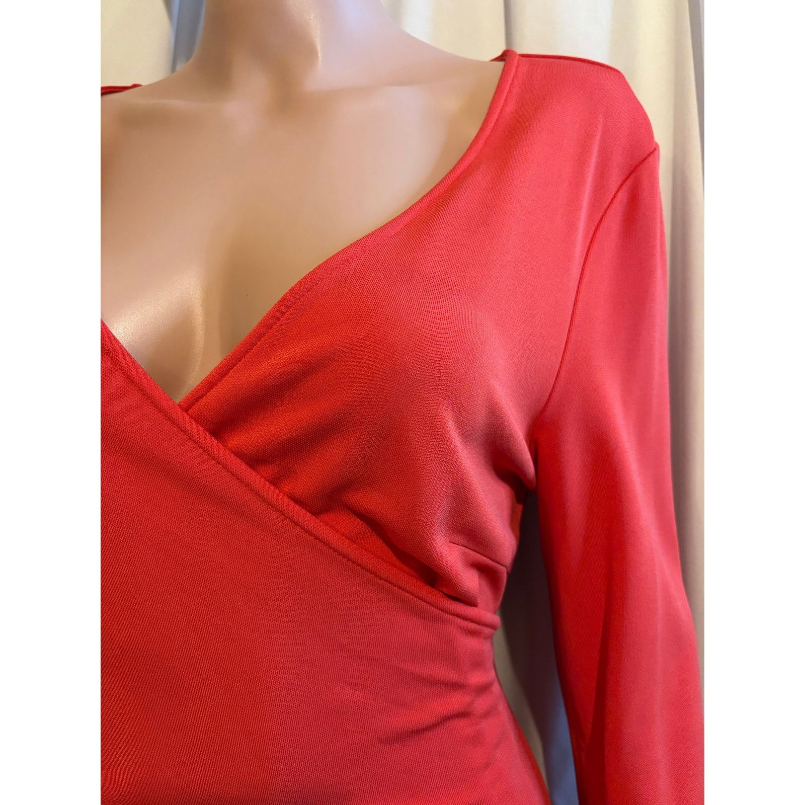The Unbranded Brand Sutton Studio Red Knee-Length True Wrap Dress Size Large Size L / US 10 / IT 46 - 7 Thumbnail