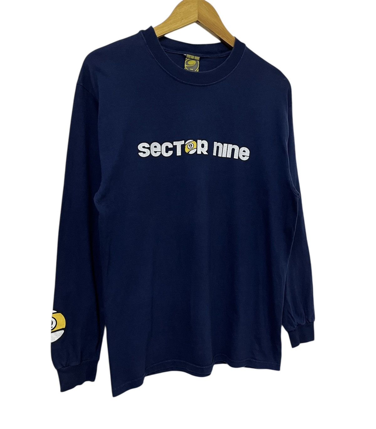 Blind Skateboards VINTAGE SECTOR 9 NINE SKATEBOARD LONGSLEEVE TSHIRT Size US M / EU 48-50 / 2 - 2 Thumbnail