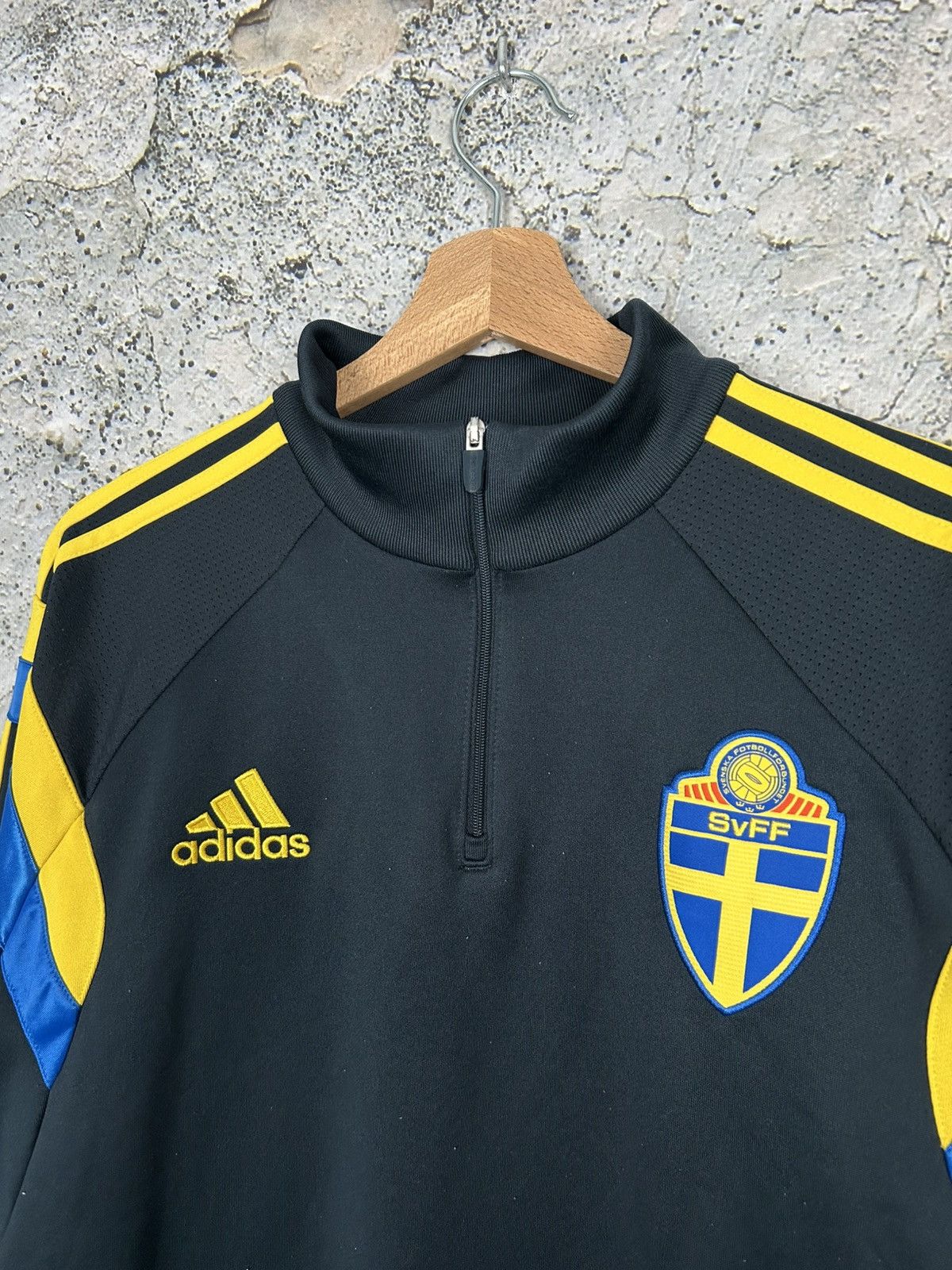 Adidas Adidas Sweden Soccer Jersey Training Football Streetwear Size US XL / EU 56 / 4 - 3 Thumbnail