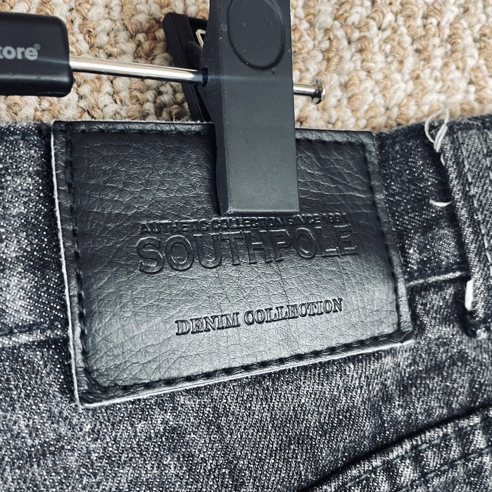 Southpole VINTAGE Southpole Jeans 36x30 Black Denim Grunge 5-Pocket Relaxed Wide-Leg Mens Jeans Size US 36 / EU 52 - 7 Thumbnail