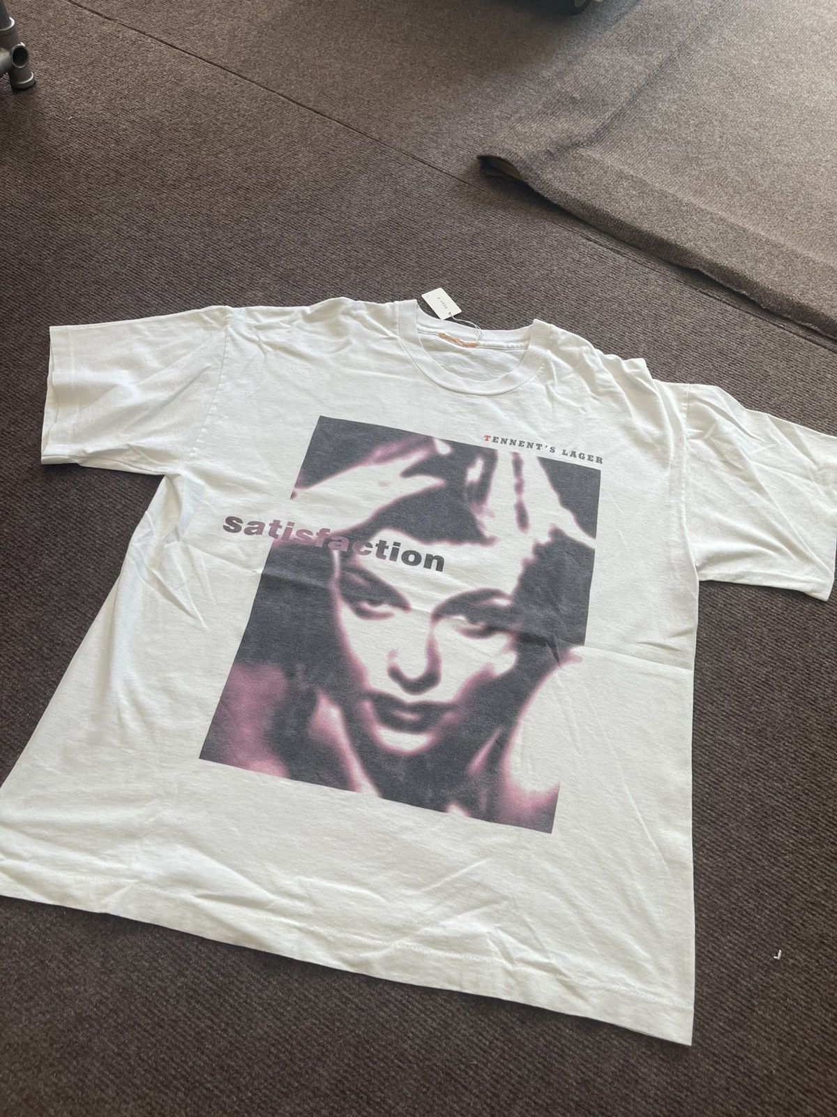 Arts & Science Vintage Photo Model TENNENT'S LAGER satisfaction T Shirt XL Size US XL / EU 56 / 4 - 4 Thumbnail