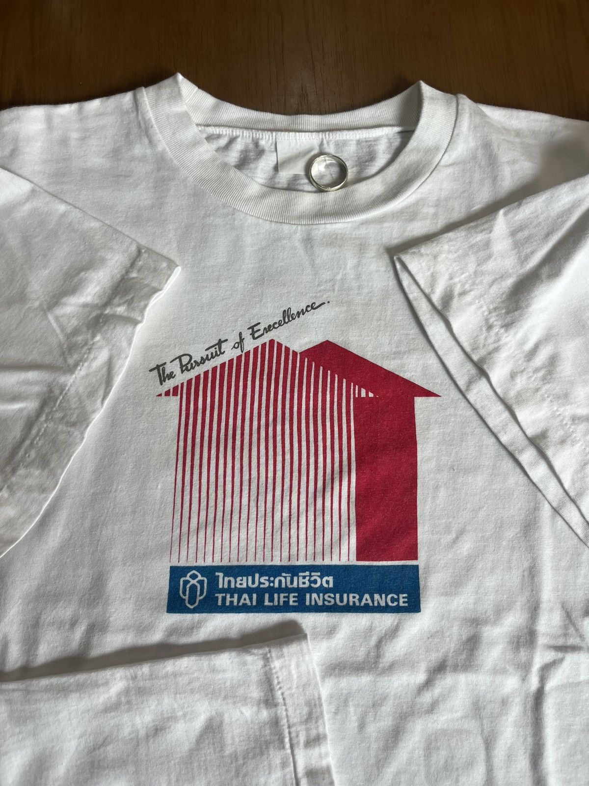 Vintage Vintage THAI LIFE INSURACE 90’s promo product Tshirt Size US XL / EU 56 / 4 - 6 Thumbnail