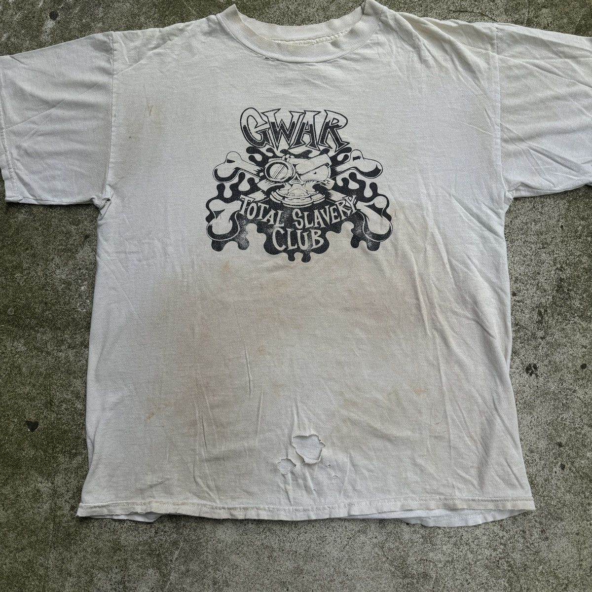 Band Tees Gwar Thrashed Distressed Stained Shirt Punk Grunge ERD Size US L / EU 52-54 / 3 - 14 Thumbnail