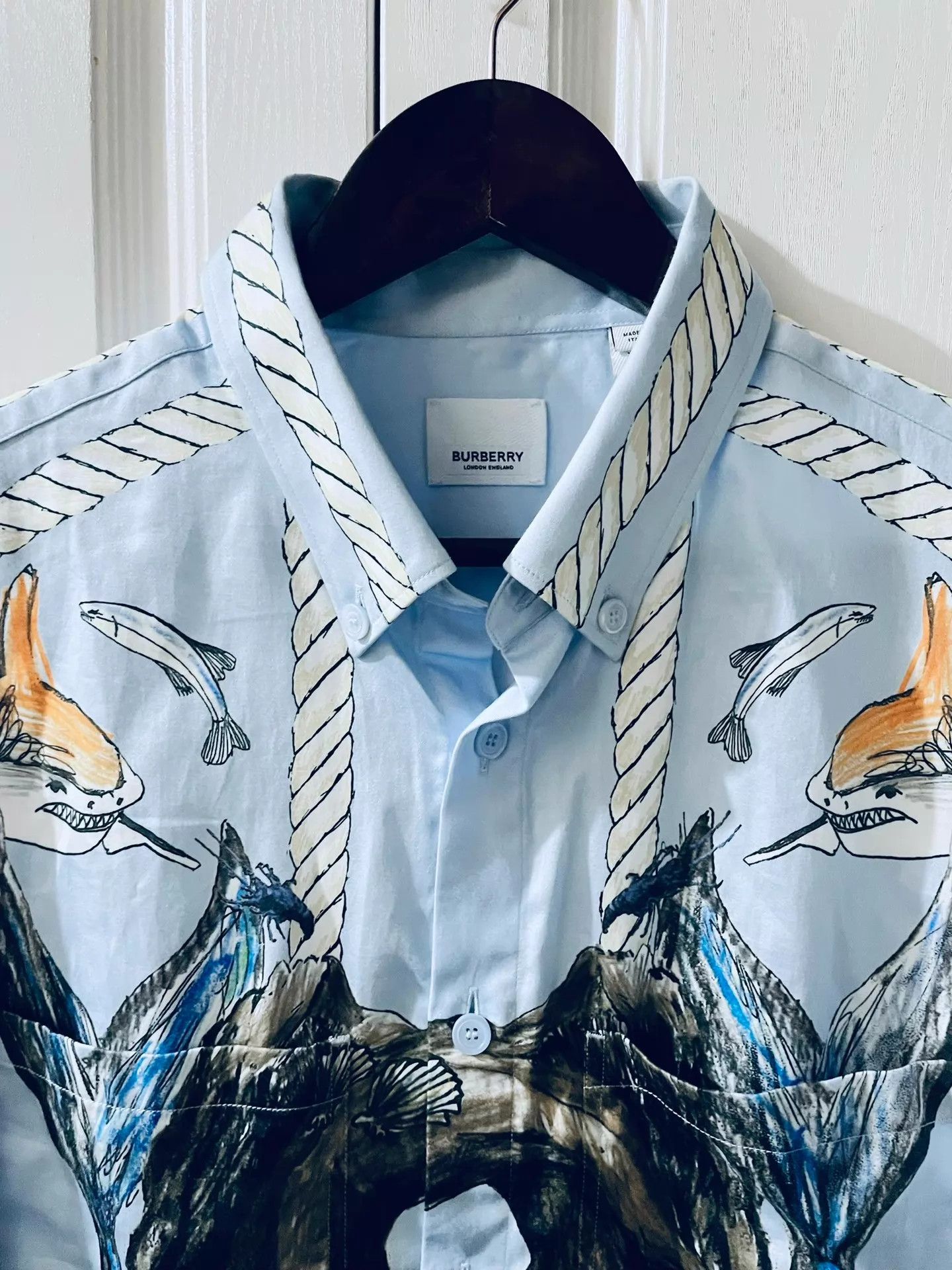 Burberry BURBERRY Runway Blue Shark Print XL Shirt Size US XL / EU 56 / 4 - 3 Thumbnail