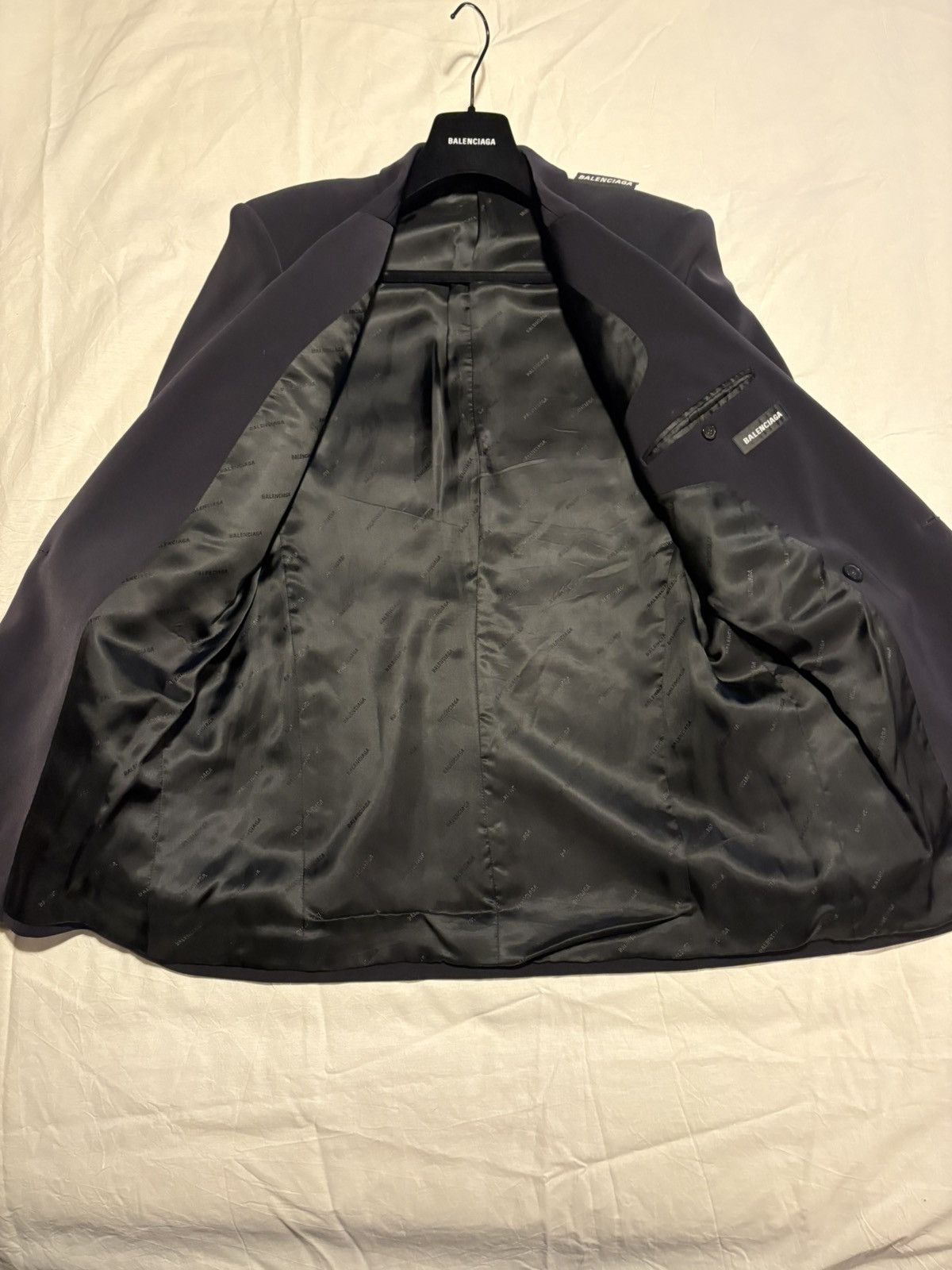 Balenciaga Balenciaga oversized padded shoulders blazer. Size US S / EU 44-46 / 1 - 4 Thumbnail