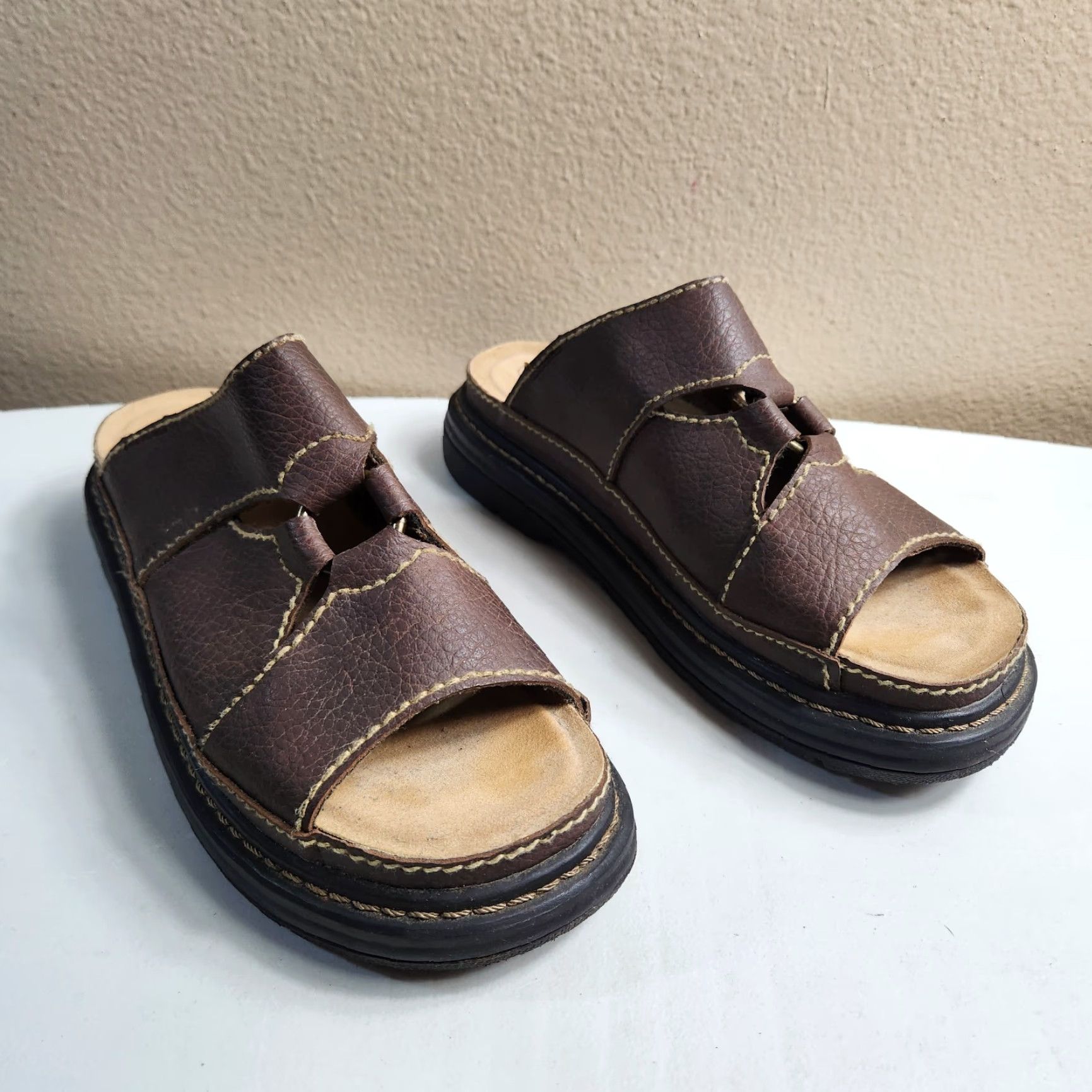 Faded Glory Faded Glory Sandal Womens 9.5 Brown Vegan Leather Chunky Lug Platform 90s Y2K Bohemian Grunge Hippie Slide Casual Flat Size US 10 / IT 40 - 2 Thumbnail
