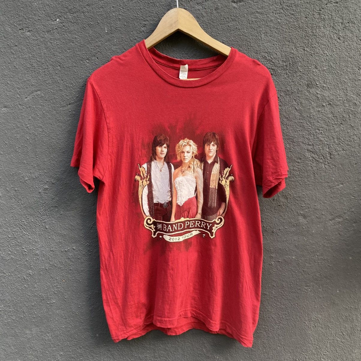 Band Tees Thrashed Faded Vintage The Band Perry Tour Tee Size US M / EU 48-50 / 2 - 1 Thumbnail