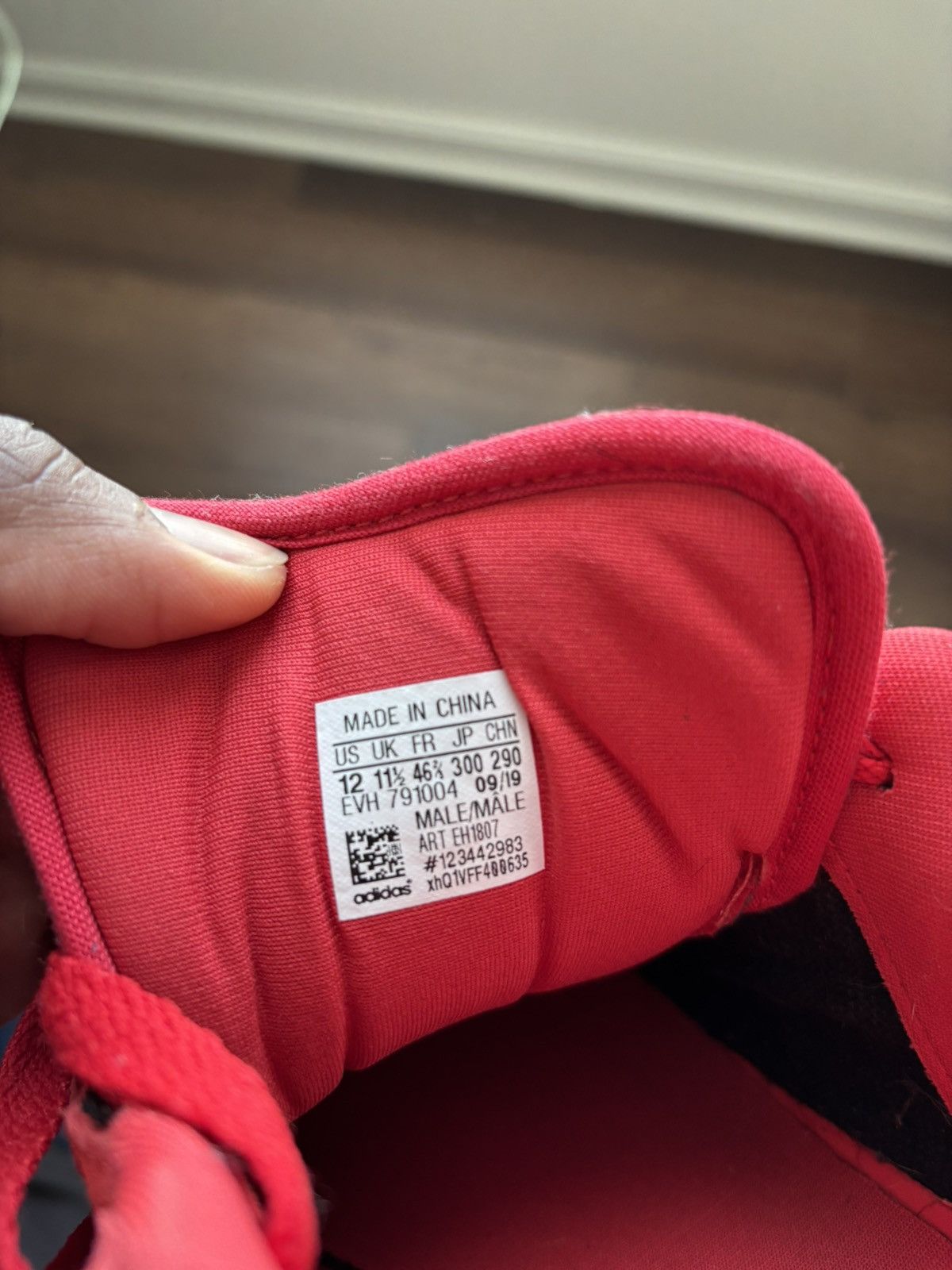 Adidas Adidas Bucktown Red/White Size 12 Size US 12 / EU 45 - 3 Thumbnail