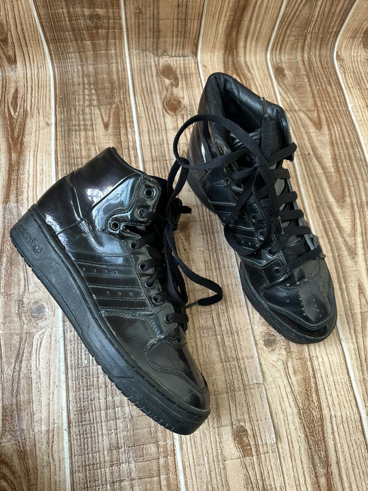 Adidas × Jeremy Scott Ss13 Adidas Jeremy Scott JS Wings 2.0 Patent Black Size US 6.5 / EU 39-40 - 1 Thumbnail