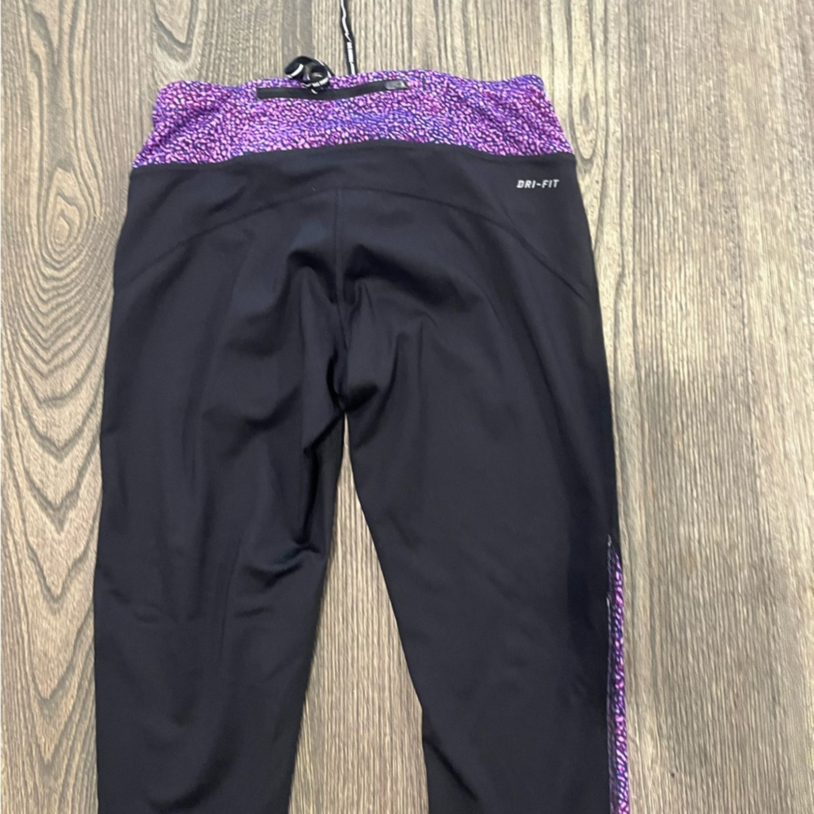 Nike Nike Leggings Dri-Fit Low Rise Swoosh Reflective Capris S Size 23" - 4 Thumbnail