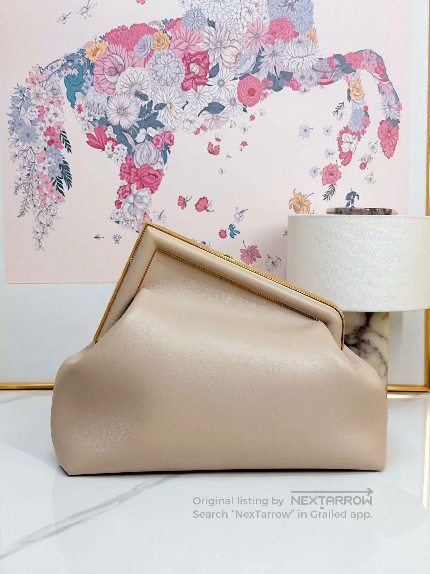 Fendi Fendi First Lambskin Cloud Bag. Size ONE SIZE - 2 Thumbnail