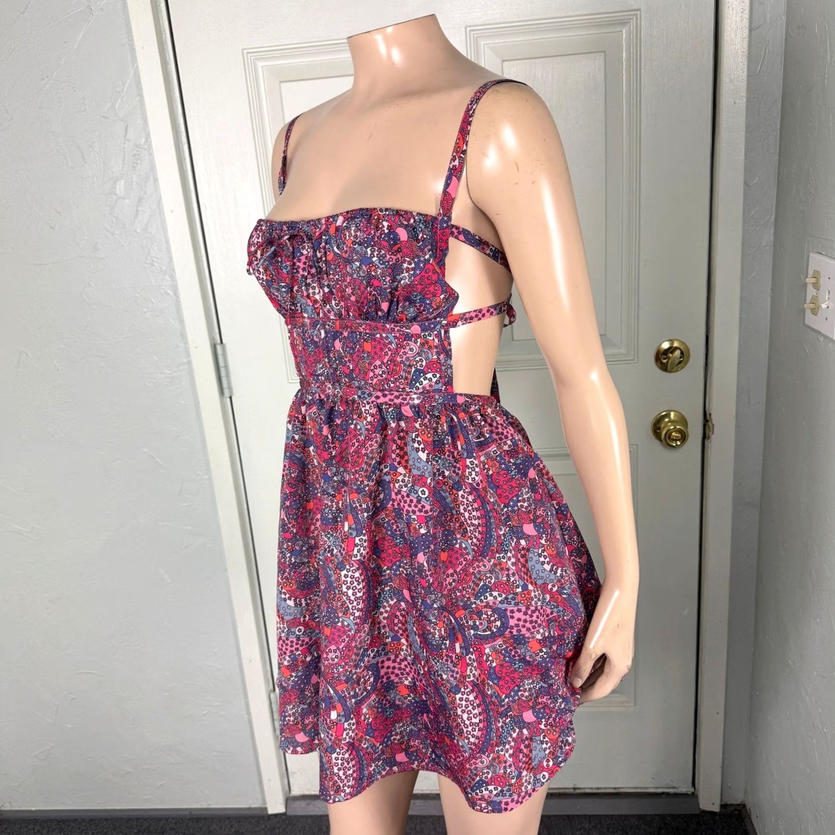 For Love & Lemons For Love & Lemons Women's Dress Mini Floral Open Back Tie Summer S Pink Sleeveless 31" Waist 23" D4-21 Size S / US 4 / IT 40 - 3 Thumbnail