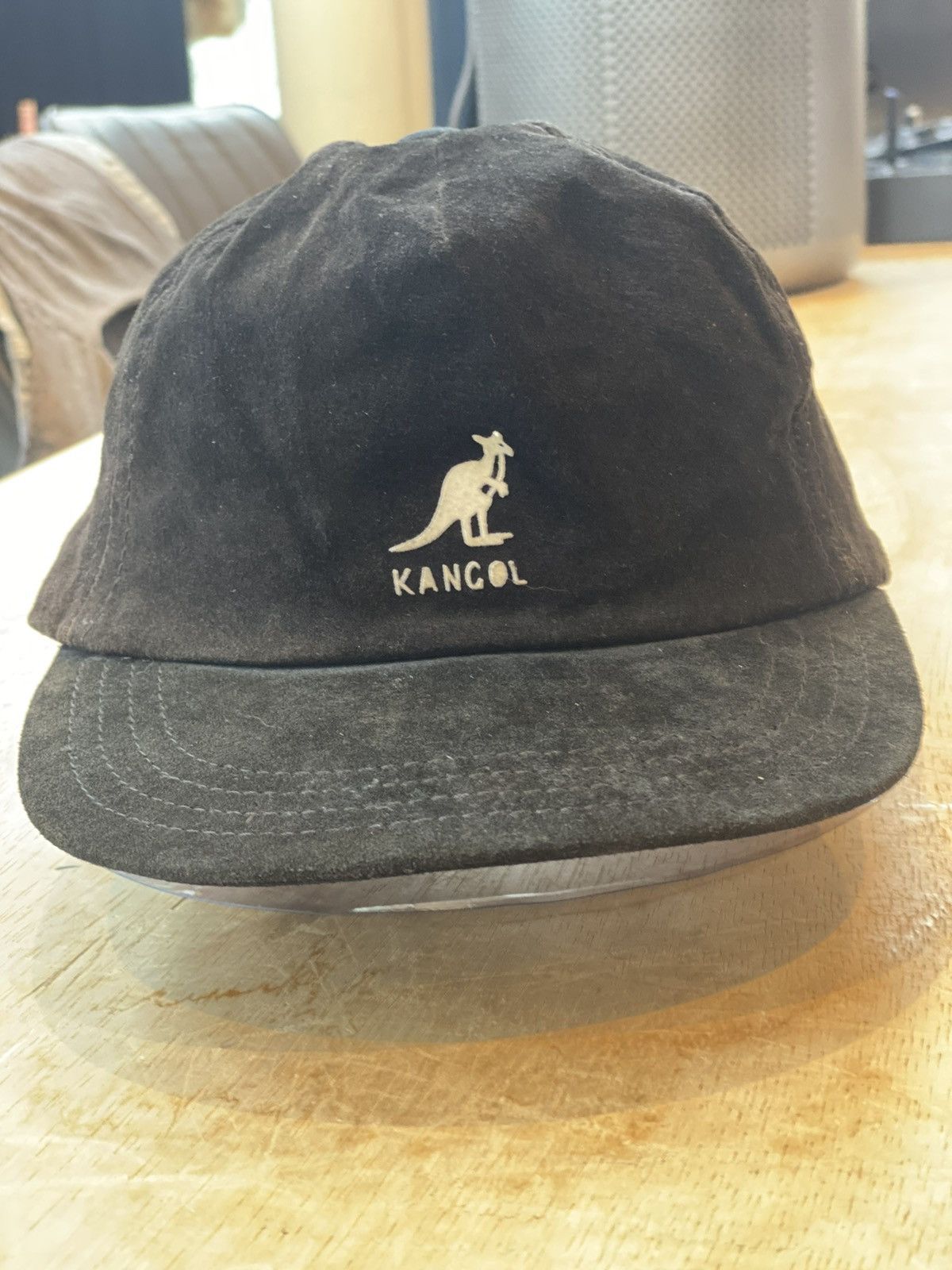 Kangol Kangol Suede Leather Logo Cap One Size Size ONE SIZE - 1 Thumbnail