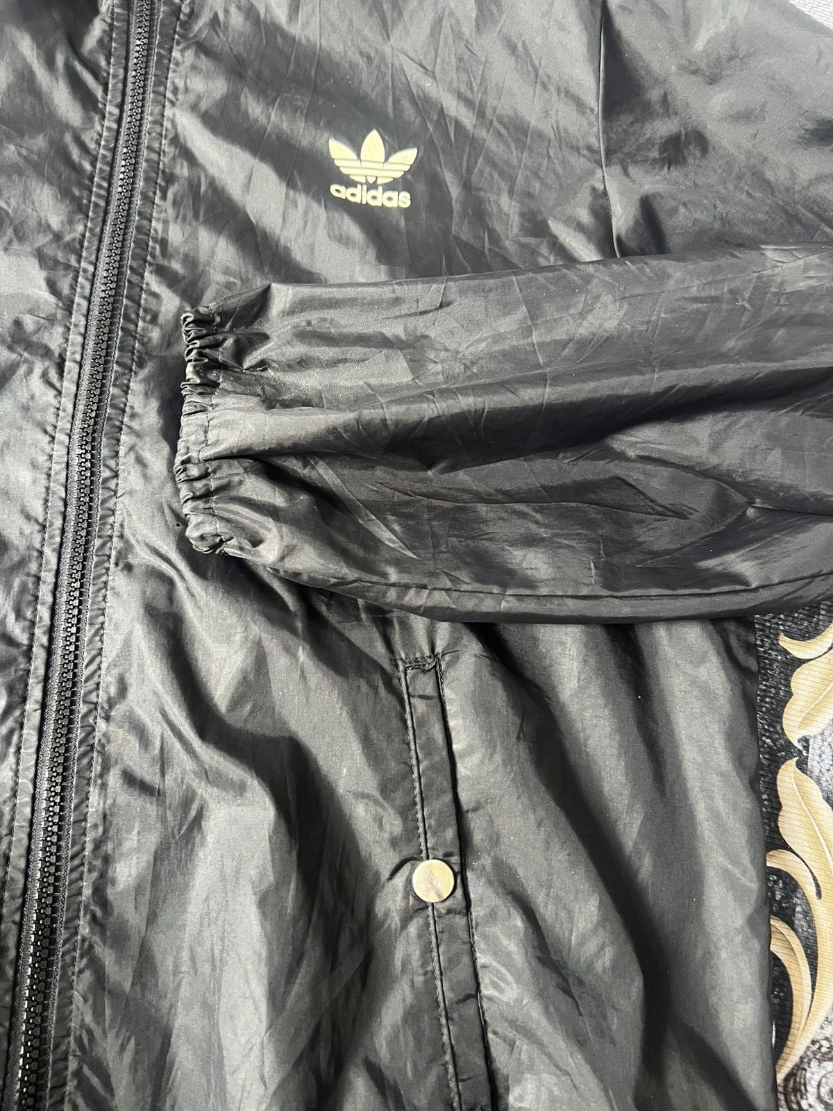 Adidas Vintage Adidas x Descente Japan Archival Windbreaker Jacket Size US L / EU 52-54 / 3 - 15 Thumbnail