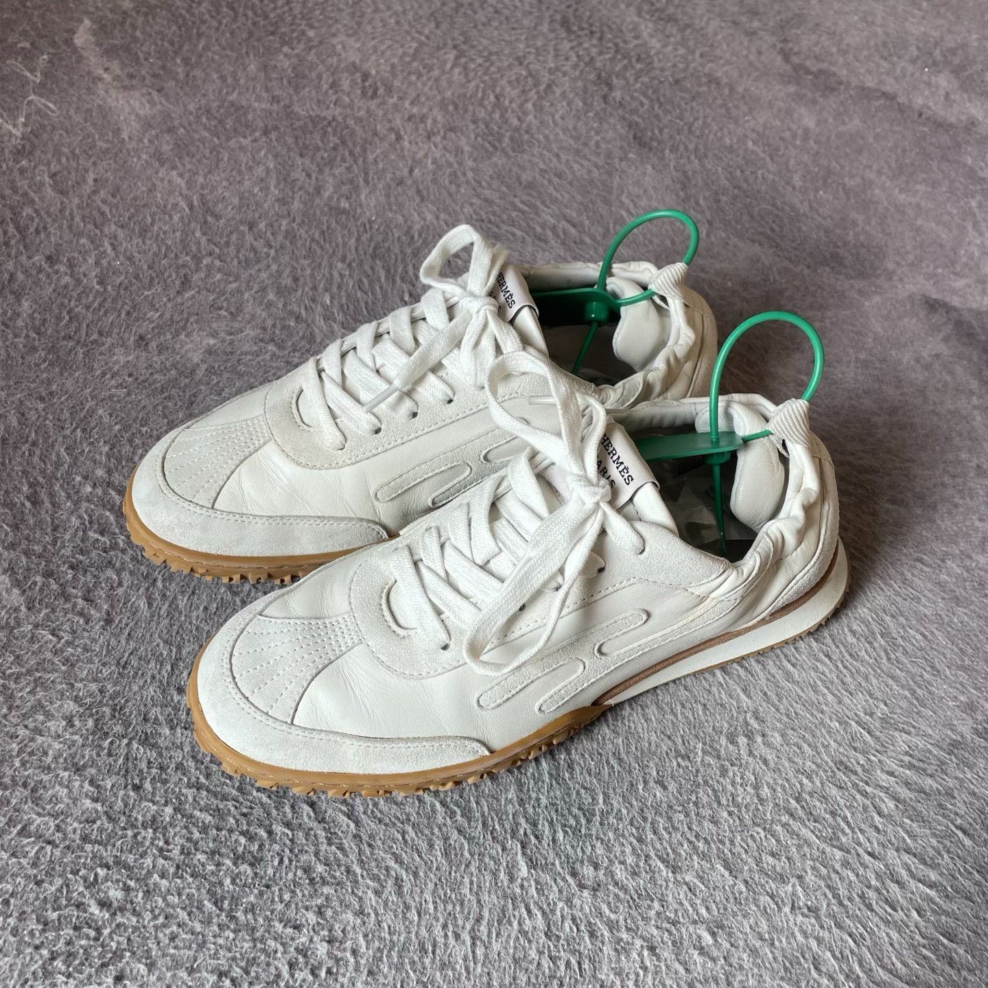 Hermes Hermes White Lowtop Sneakers 36 Women Size US 6 / IT 36 - 1 Thumbnail