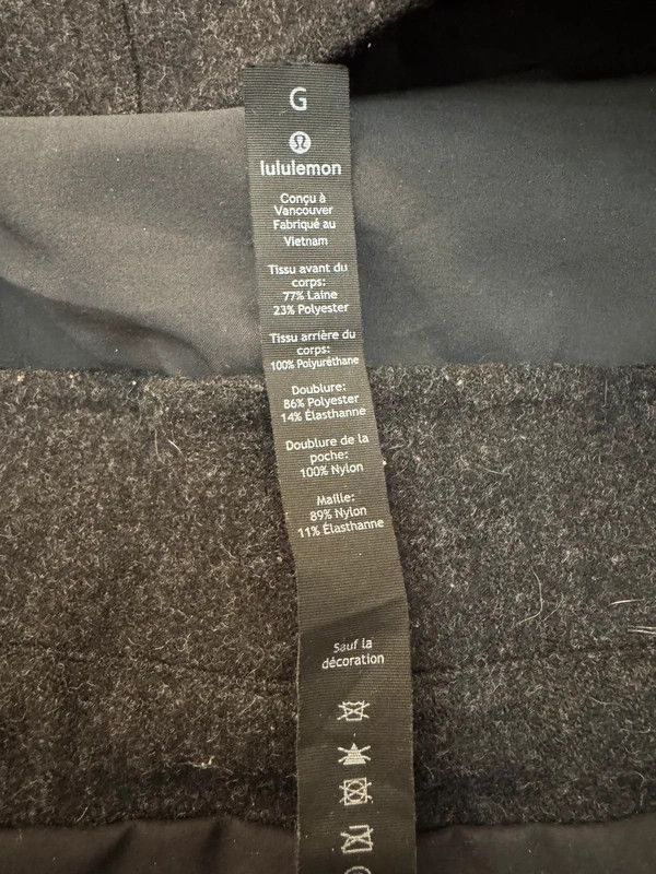Lululemon Lululemon Storm Break Rain Jacket Wool size L Size US L / EU 52-54 / 3 - 12 Thumbnail