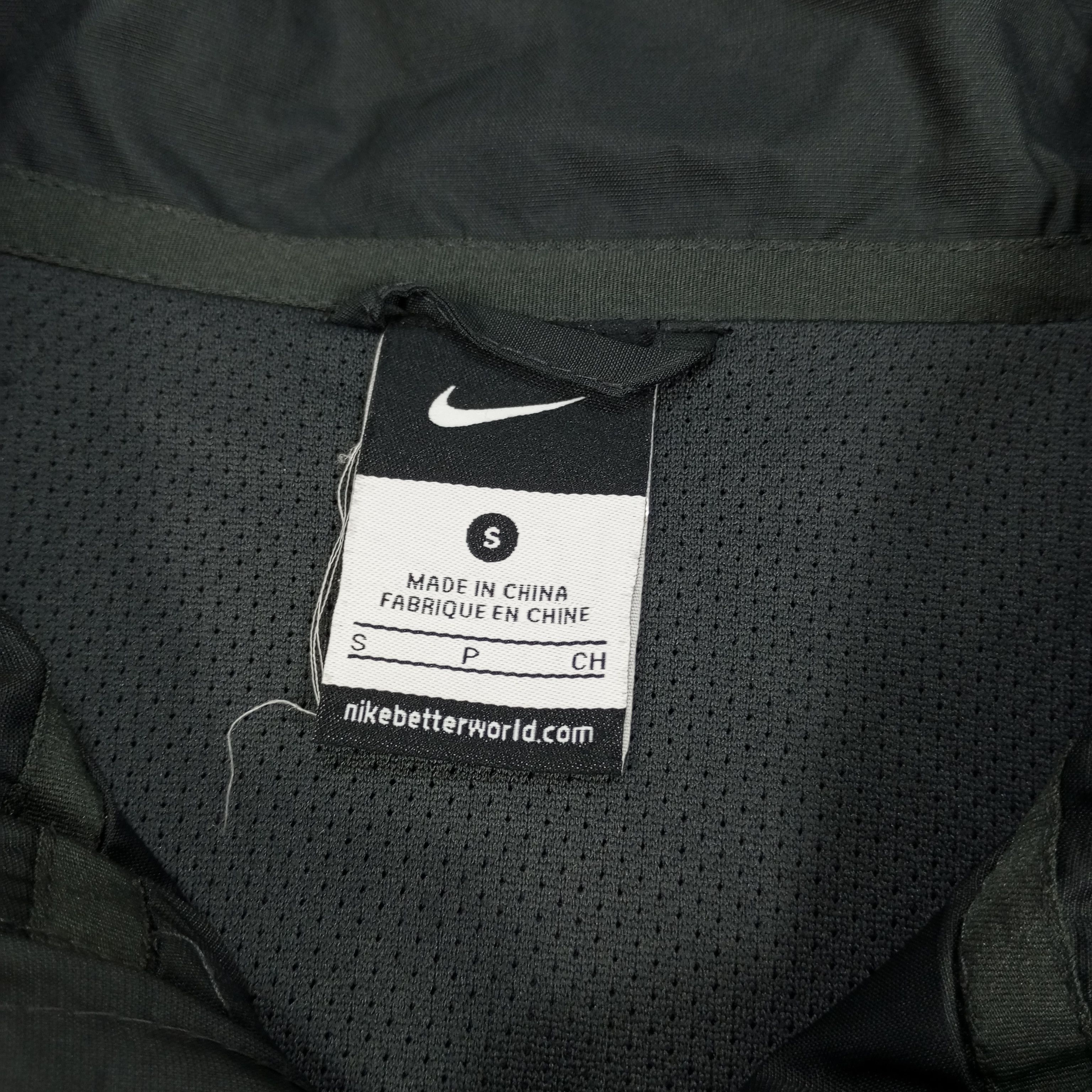 Nike × Vintage Nike Manchester United DHL Football Club Windbreaker Jacket Size US M / EU 48-50 / 2 - 6 Thumbnail