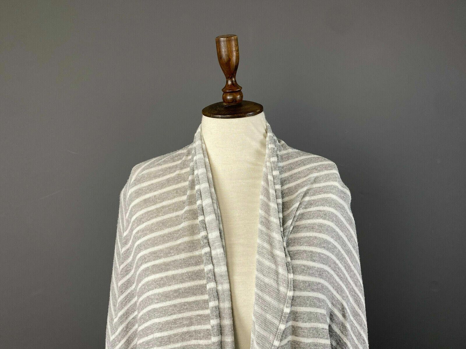 Designer Elisa Cavaletti Sono Italiano Designed Gray Cape Size XS Size XS / US 0-2 / IT 36-38 - 2 Thumbnail
