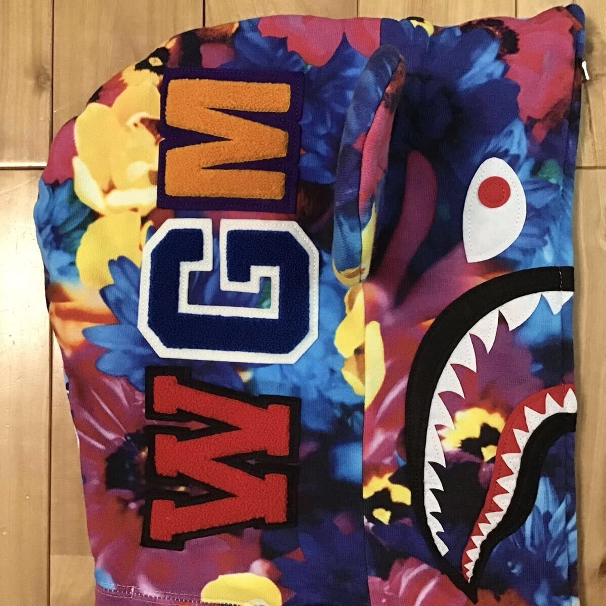 Bape BAPE × Mika Ninagawa BE@R Shark full zip hoodie ABC camo Size US L / EU 52-54 / 3 - 4 Thumbnail