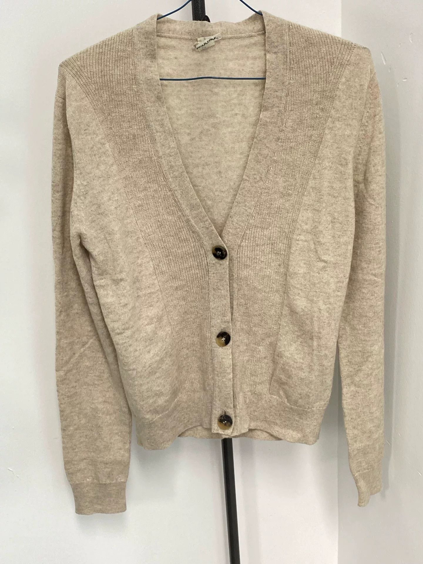 Hermes HERMES Solid V-Neck Knit Cardigan Size US S / EU 44-46 / 1 - 1 Thumbnail