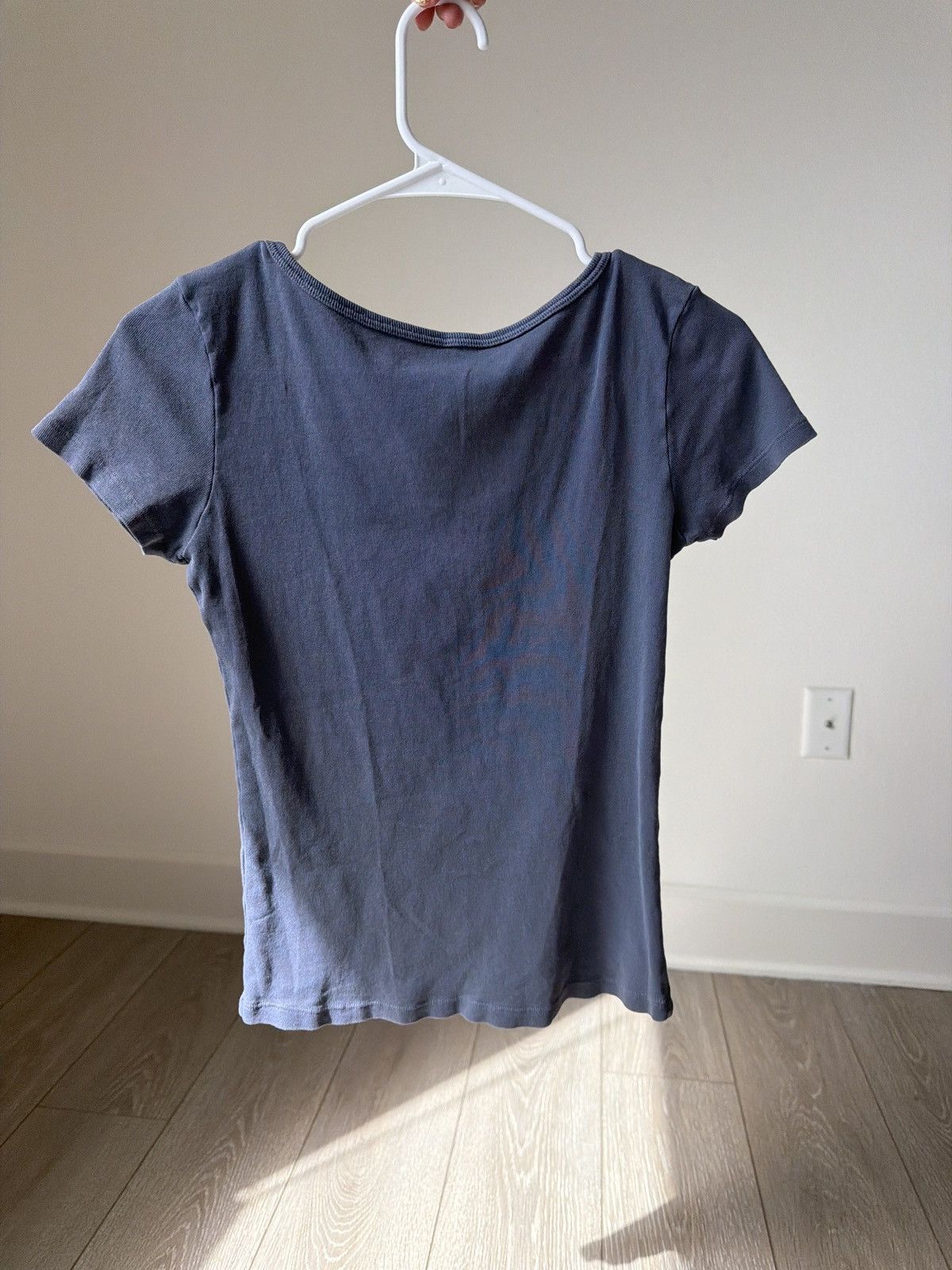 Brandy Melville Brandy Melville dusty blue crop top Size ONE SIZE - 2 Thumbnail