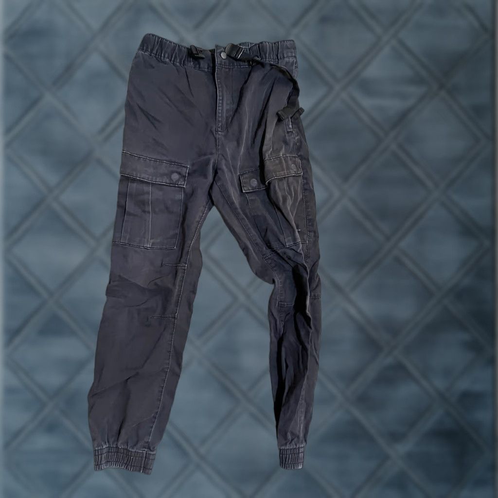 H&M H&M Slim Fit Cargo Jogger Pants Size Small Color Black Elastic Waist Women Pants Jogger Casual Size 26" / US 2 / IT 38 - 1 Thumbnail