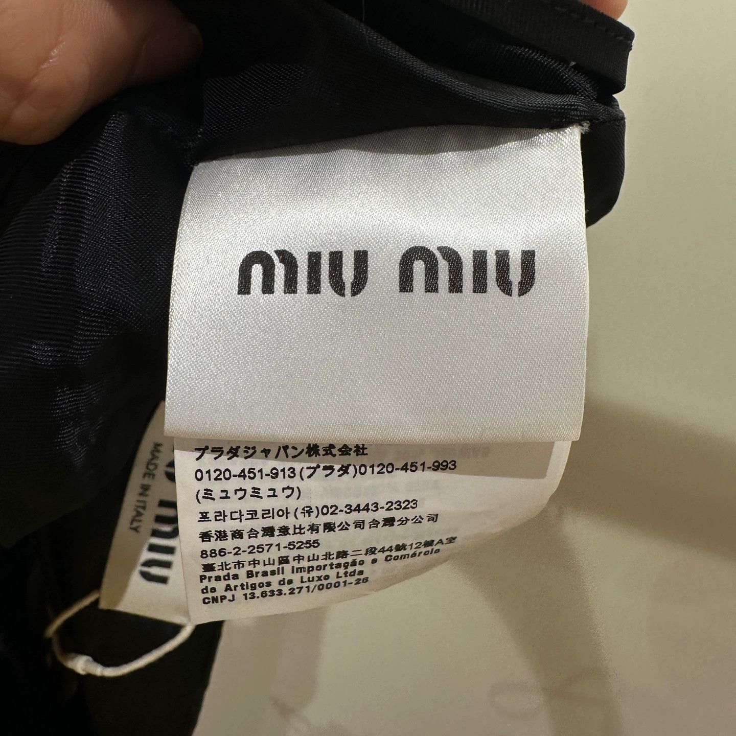 Miu Miu MIU MIU Bow Velvet Logo Camisole Size 38 Viscose Size XS / US 0-2 / IT 36-38 - 4 Thumbnail