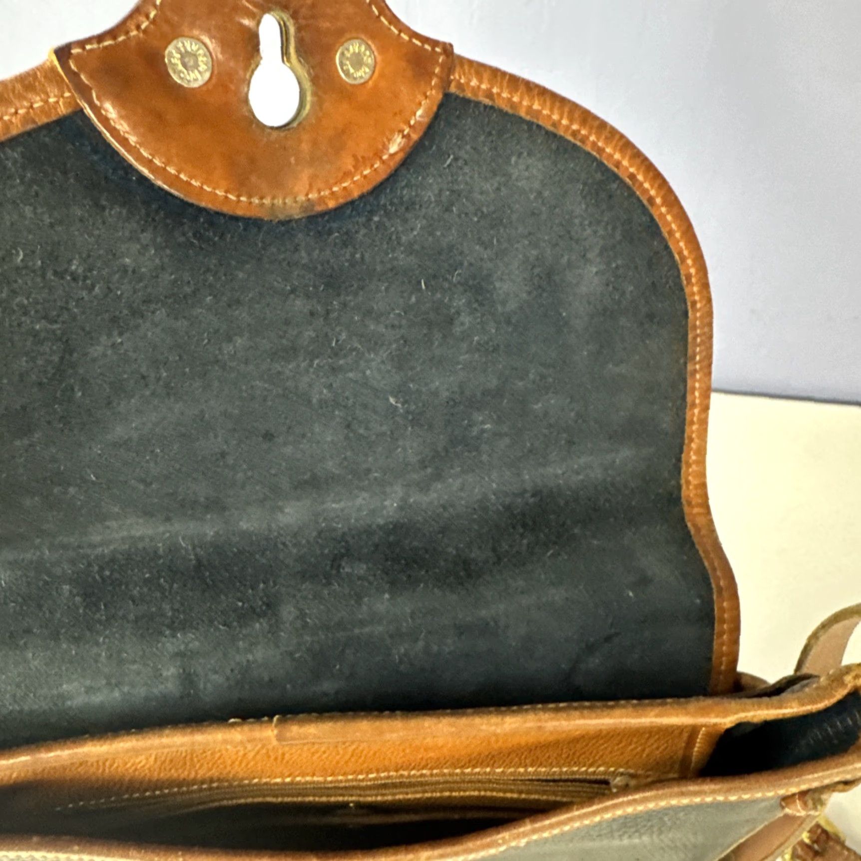Dooney & Bourke VINTAGE Dooney & Bourke Cavalry Spectator Bag Bucket Bag Black Tan All Weather Leather Women Size ONE SIZE - 6 Thumbnail
