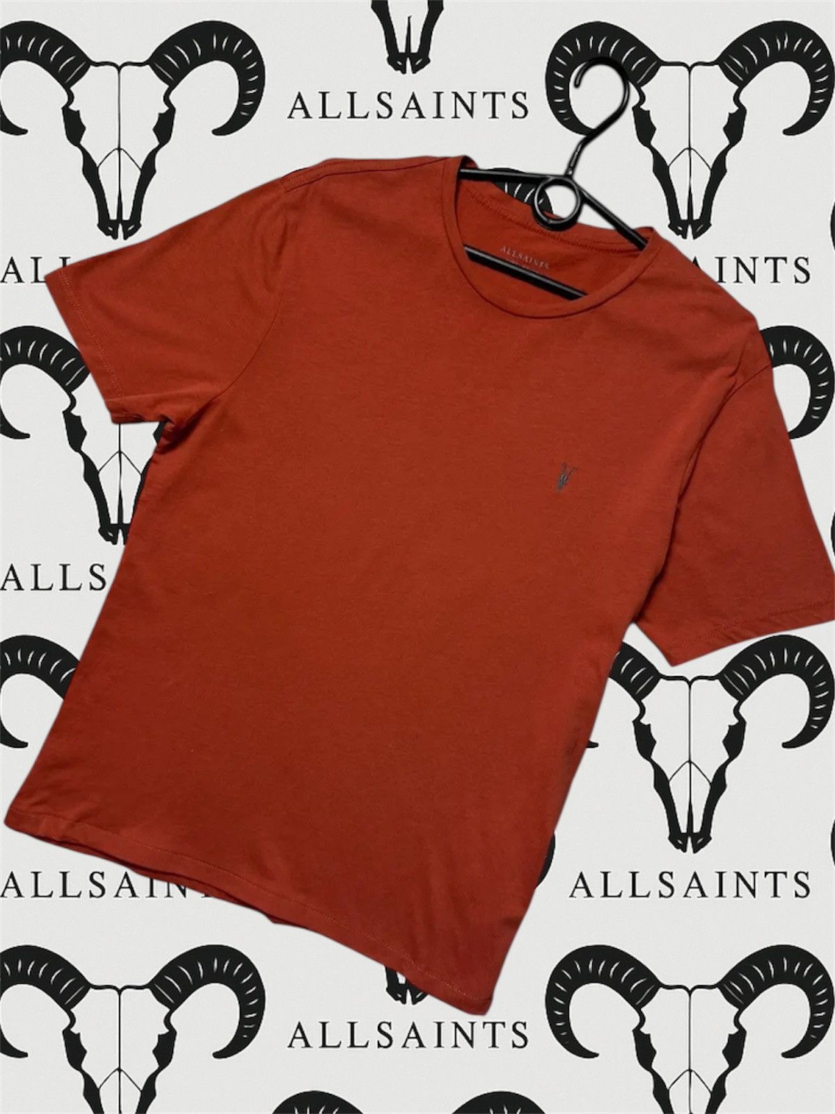 Allsaints Allsaints red tee size L logo rare Size US L / EU 52-54 / 3 - 1 Thumbnail
