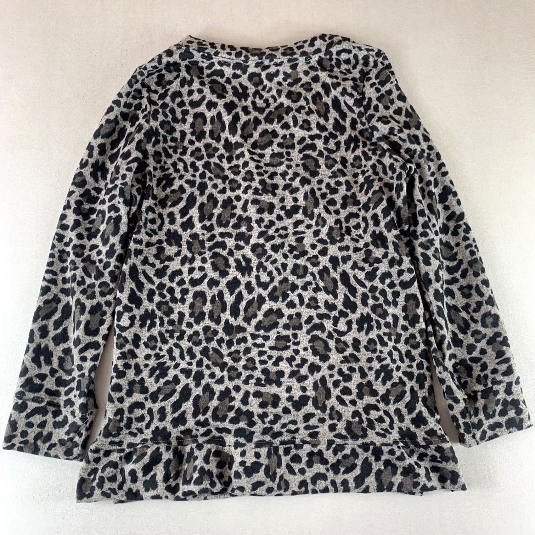 Ellen Tracy ELLEN TRACY Sweater WOMENS LARGE Gray CHEETAH PRINT V-NECK Long Sleeve POLY Size L / US 10 / IT 46 - 4 Thumbnail