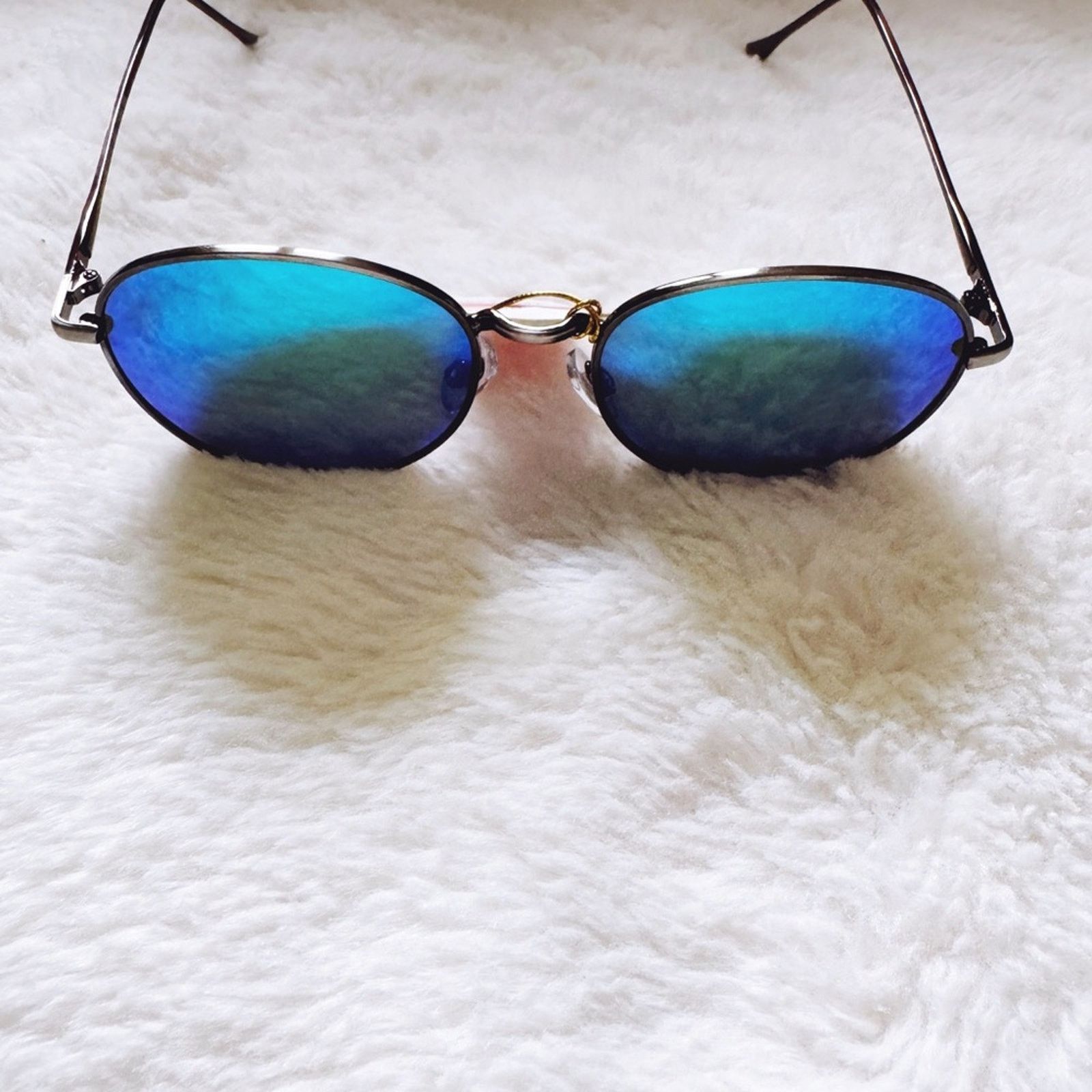 Other Brielle Bright Green Polarized Mirrored Sunglasses Size ONE SIZE - 4 Thumbnail
