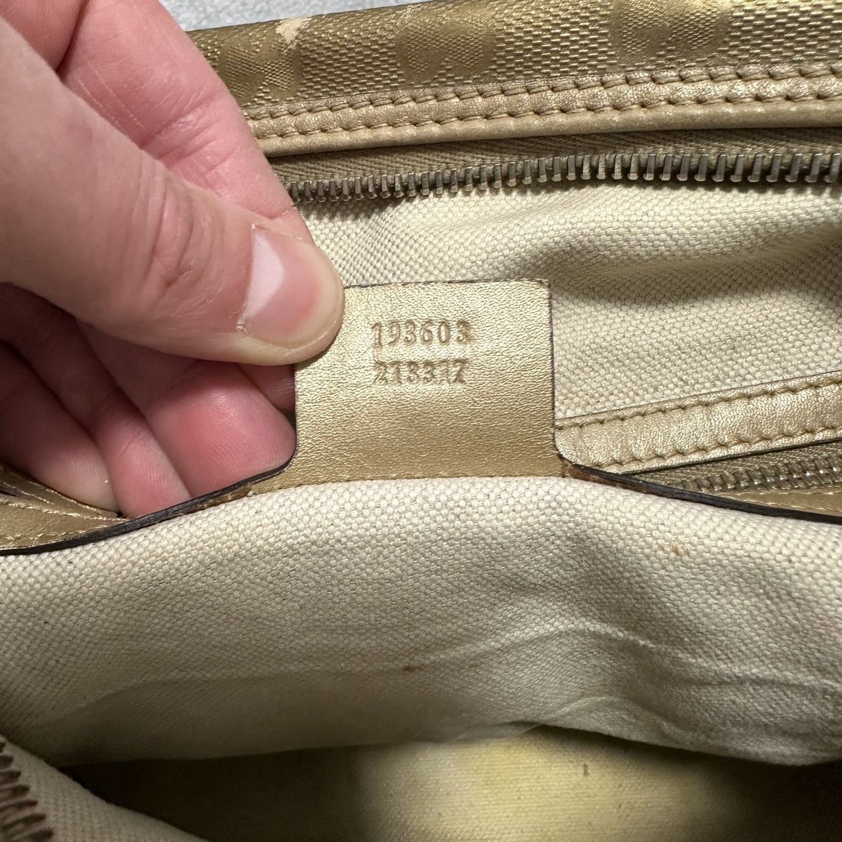 Gucci Vintage Gucci Monogram Hand Bag GG Size ONE SIZE - 20 Thumbnail