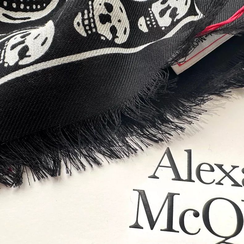 Alexander McQueen Alexander Mcqueen Wool scarf Size ONE SIZE - 5 Thumbnail