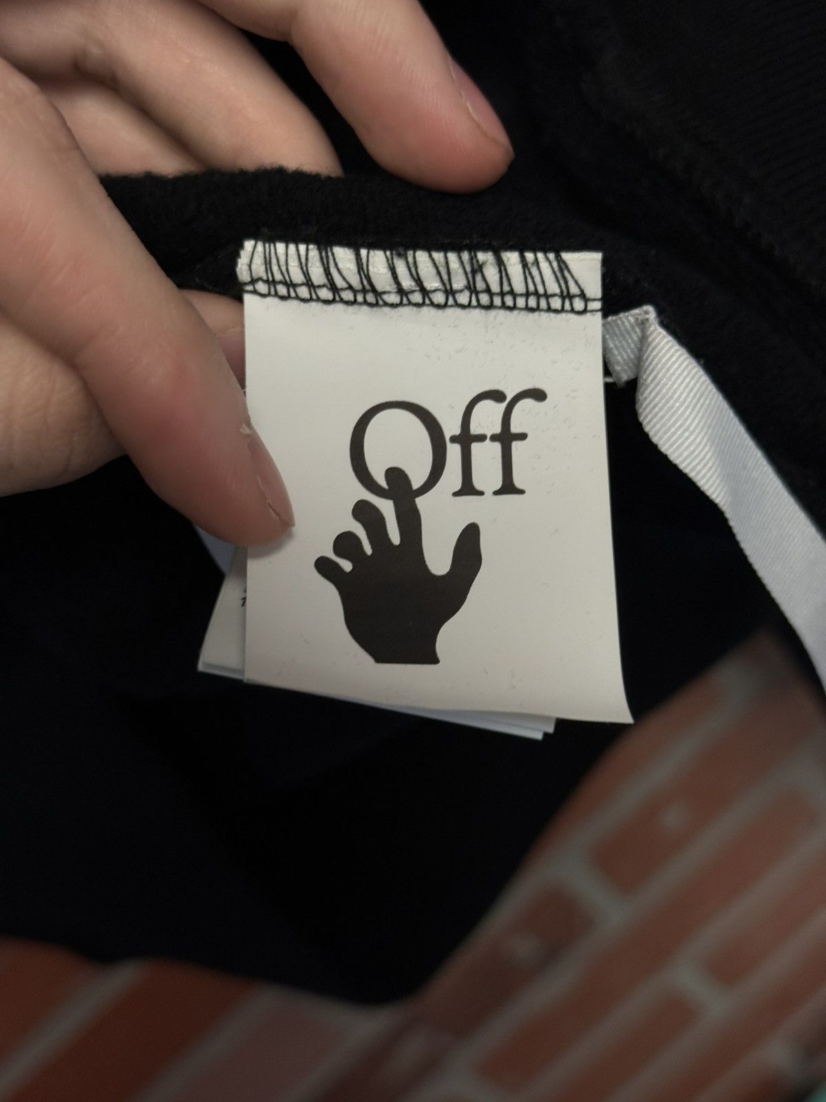 Off-White Off White Arrow Hoodie Size Small Pre Owned 🧼 Size US S / EU 44-46 / 1 - 14 Thumbnail