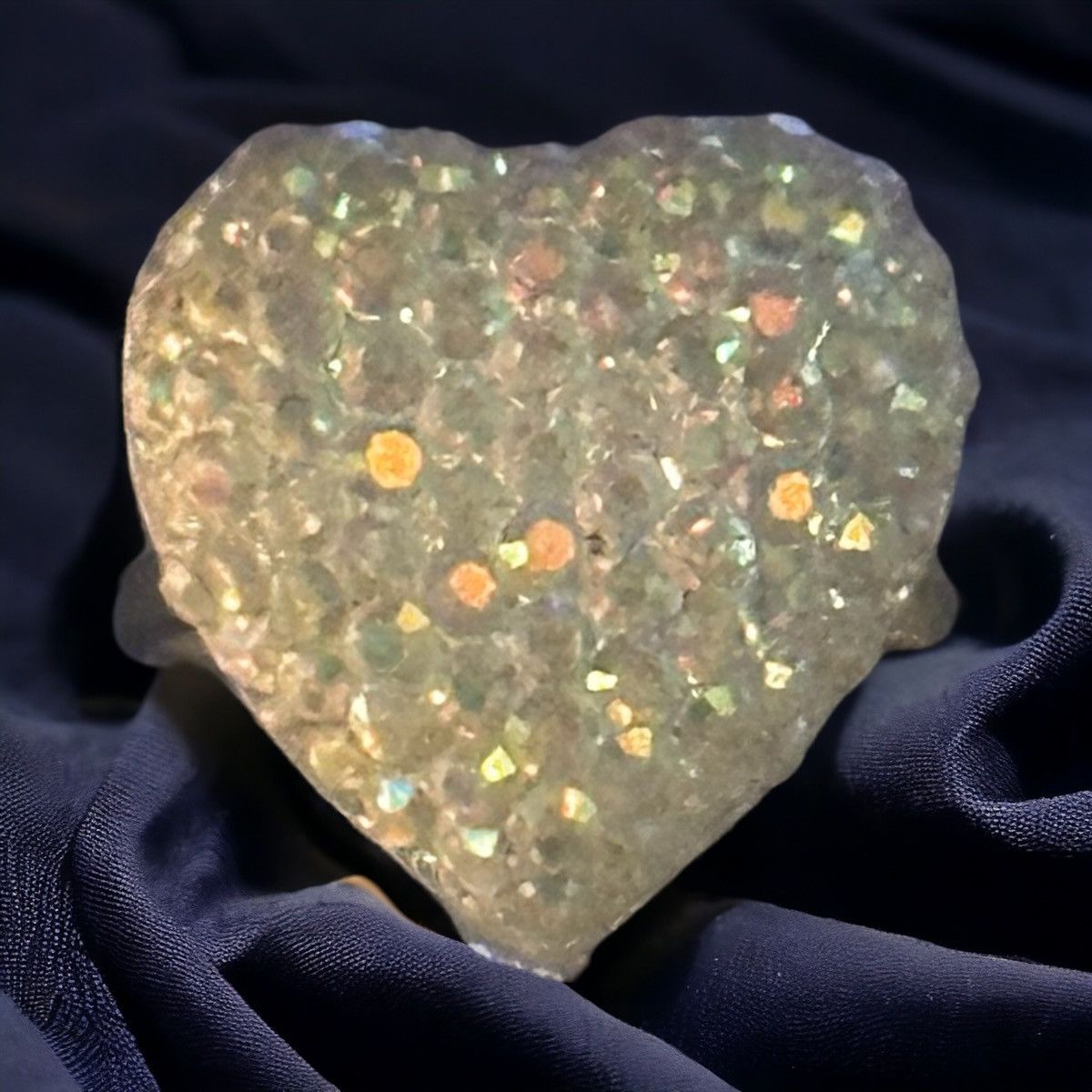 Vintage Vintage Aurora Borealis lucite puffed heart ring Size ONE SIZE - 1 Thumbnail