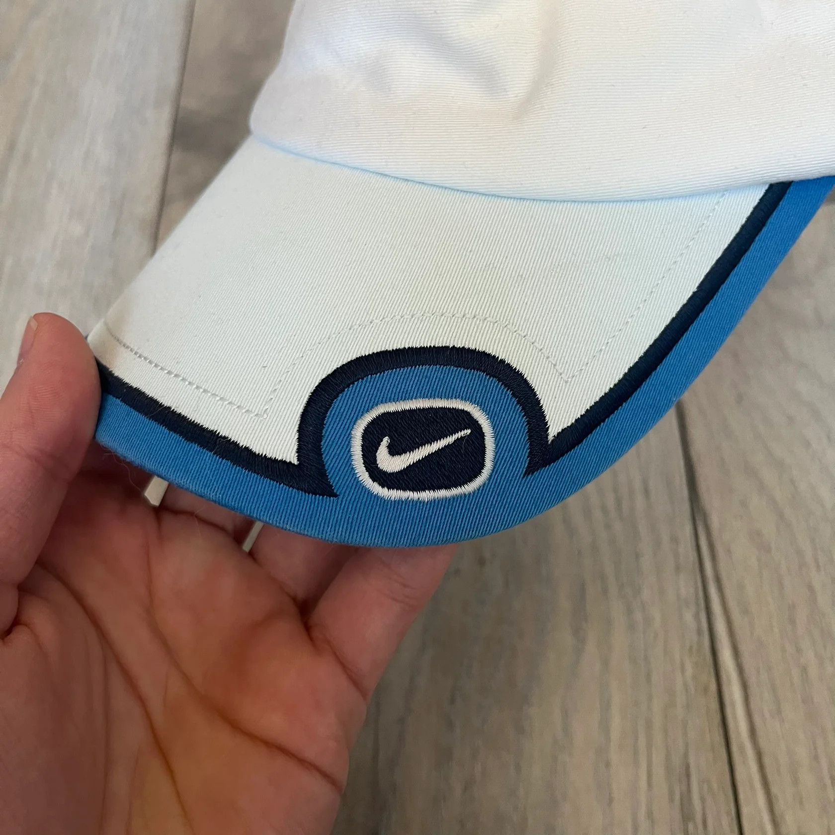 Nike Nike 2000's Blue & White Tennis Visor Size ONE SIZE - 2 Thumbnail