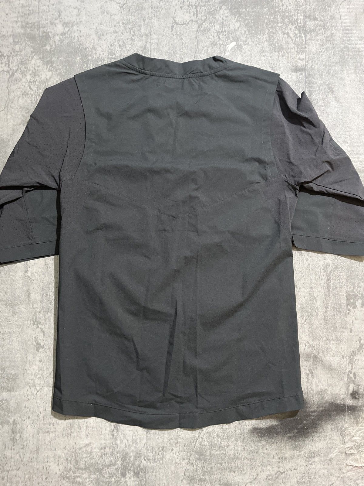 Nike Nike Baseball 3/4 Sleeve V-Neck Shirt – Men’s Size Small Size US S / EU 44-46 / 1 - 2 Thumbnail