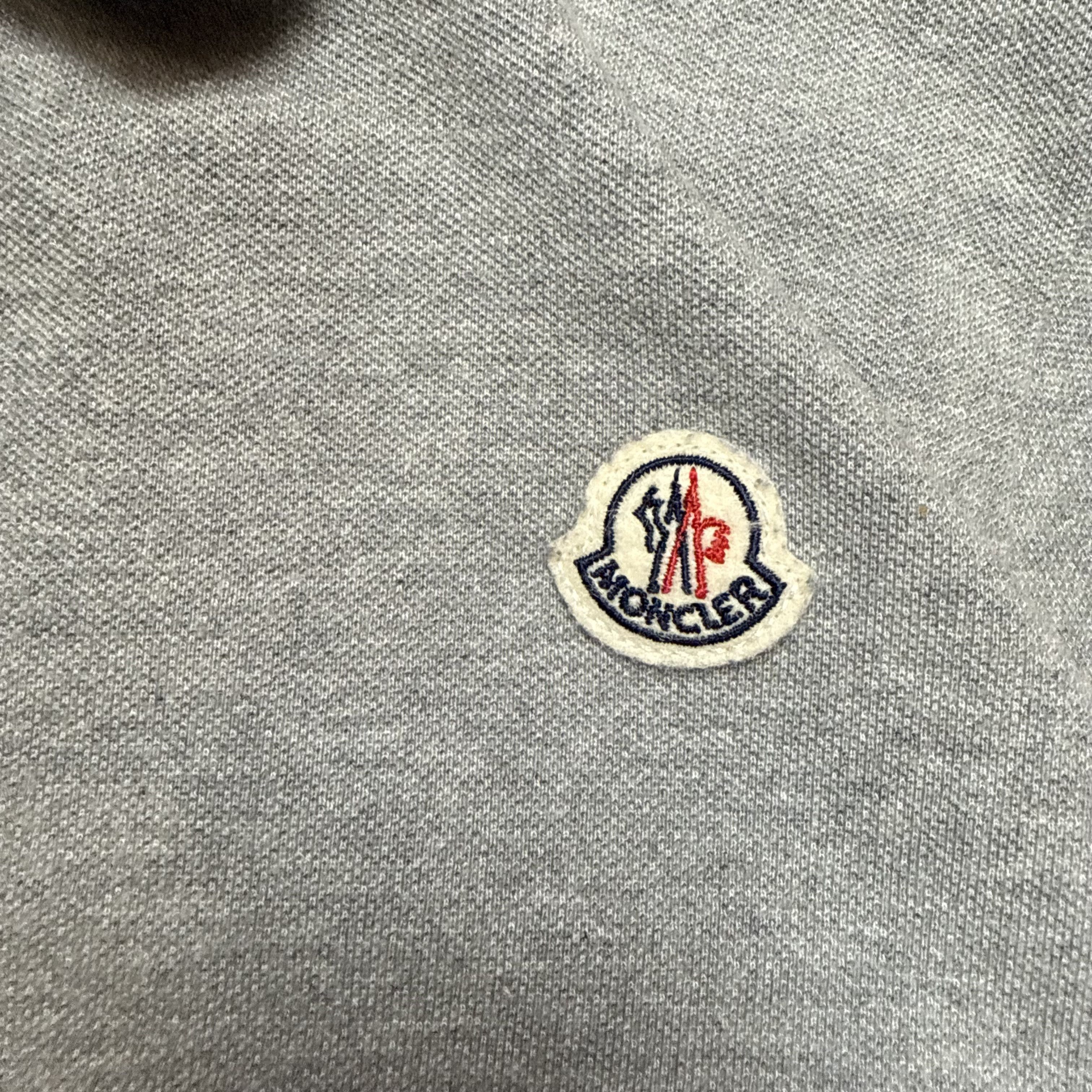 Moncler Vintage Polo Moncler Gray Size XS Size US XS / EU 42 / 0 - 4 Thumbnail