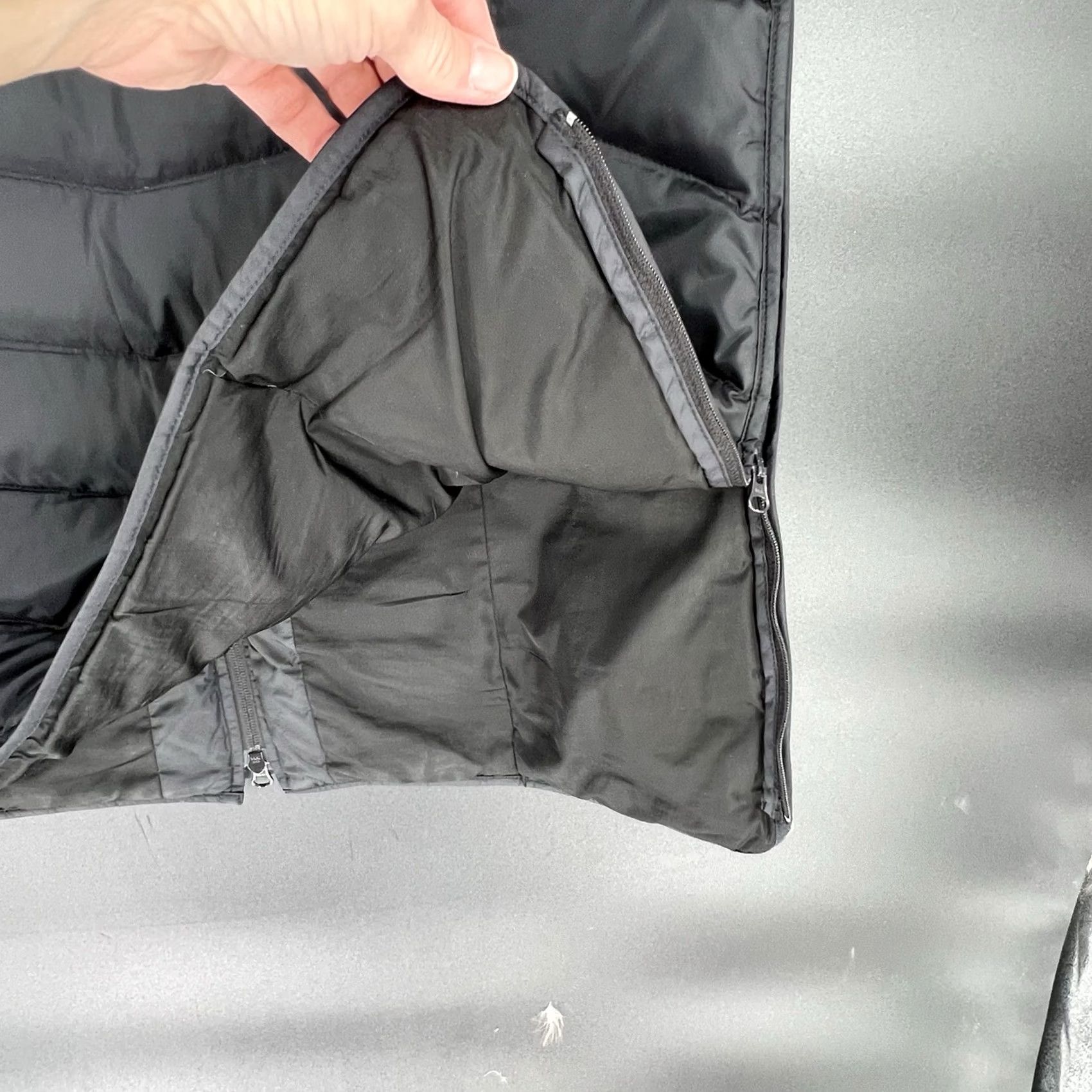 J. Jill VINTAGE J Jill Down Fill Long Quilted Puffer Vest Black Nylon M Women's Quilted Pockets Zipper Full Zip Water Resistant Vest Size M / US 6-8 / IT 42-44 - 6 Thumbnail