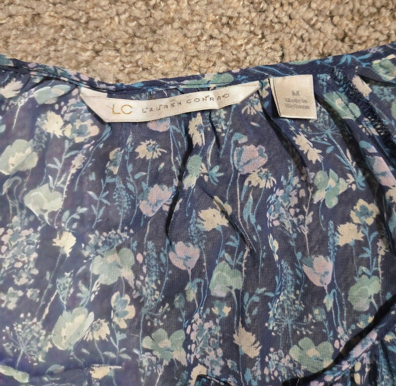 Designer Lauren Conrad Blouse Blue Floral 3/4 Sleeves Round Neck M Size M / US 6-8 / IT 42-44 - 5 Thumbnail
