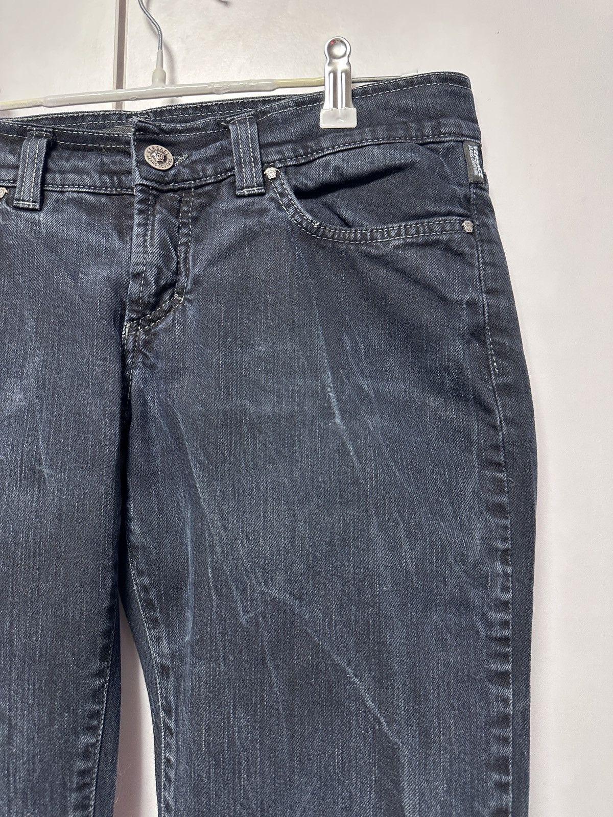 Versace Jeans Couture Versace jeans couture vintage luxury jeans Size 26" / US 2 / IT 38 - 4 Thumbnail