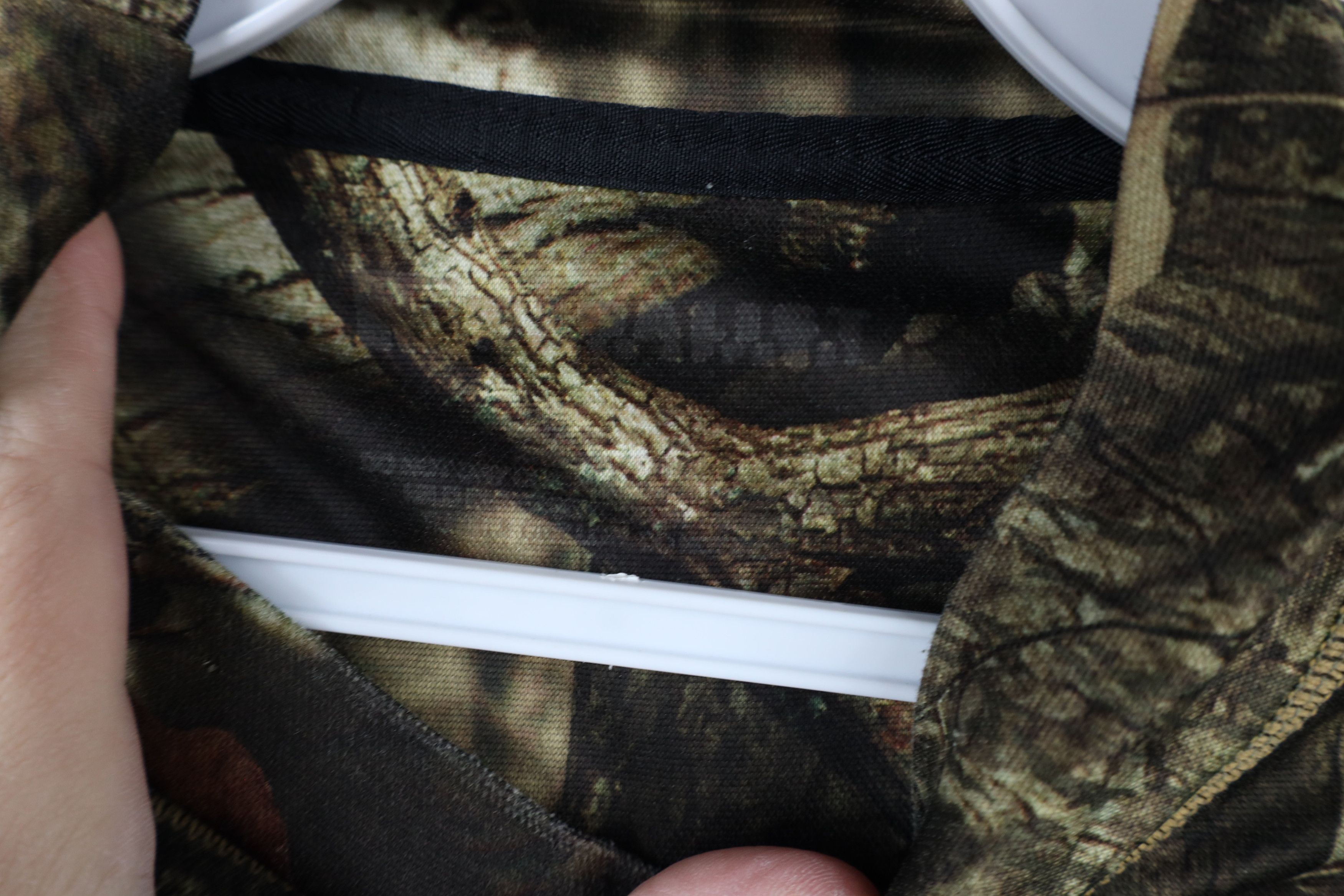 Vintage Vintage Y2K Streetwear Infinity Camouflage Mock Neck T-Shirt Size US M / EU 48-50 / 2 - 5 Thumbnail