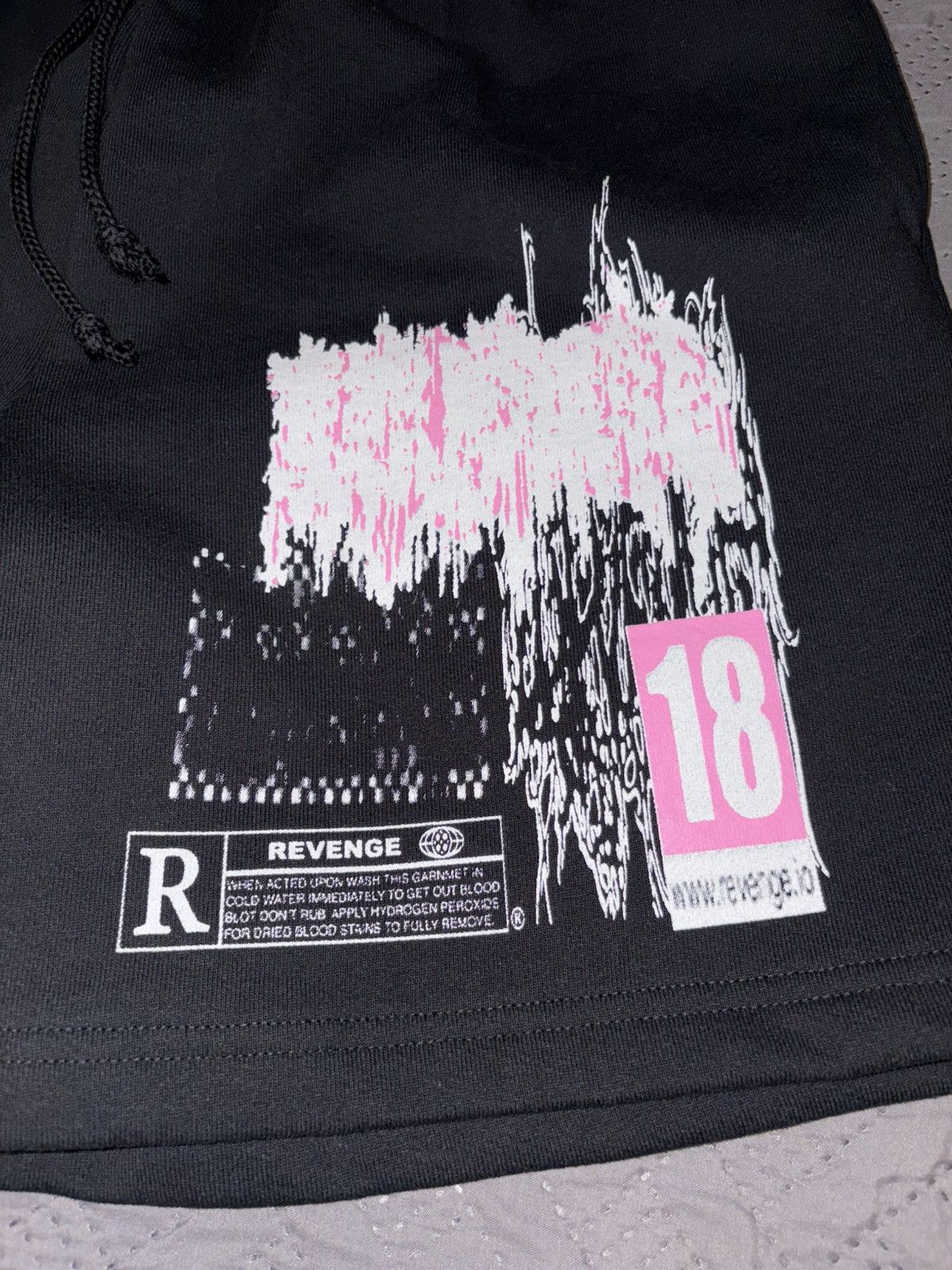 Revenge Revenge CAUTION SHORTS BLACK Size US 34 / EU 50 - 3 Thumbnail